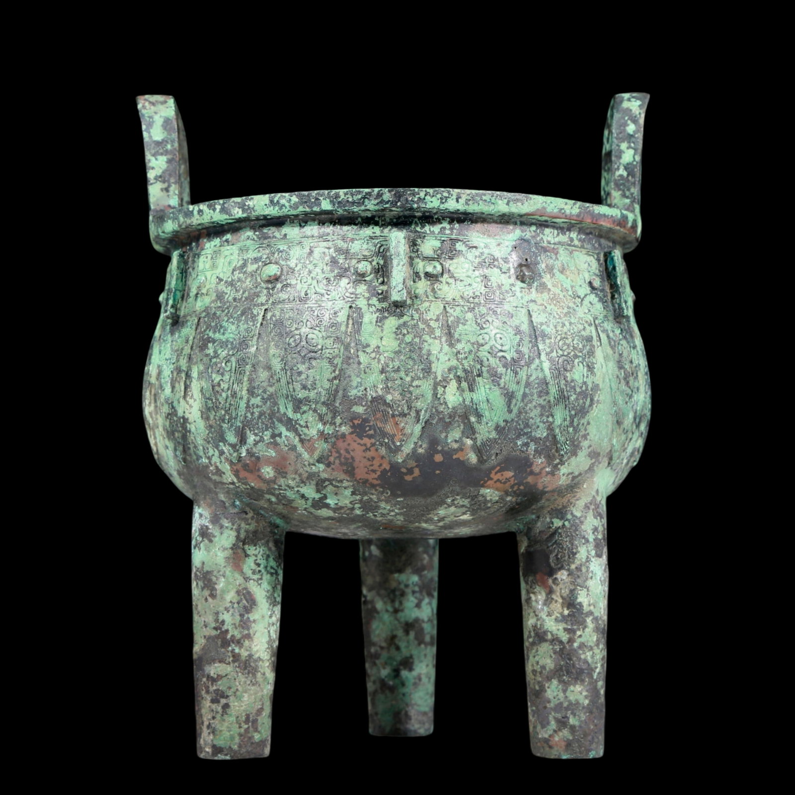 A precious bronze animal-faced two-eared and tripod furnace (1 of 9)