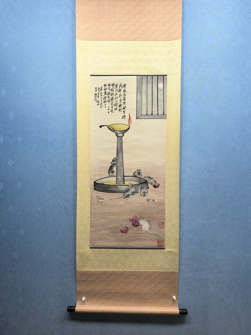 A Chinese Vertical Scroll Ink Painting of Mouse on Paper,Qi Baishi: A Chinese Vertical Scroll Ink Painting of Mouse on Paper,Qi Baishi,Size:(Without frame)17.3inx39.6in 一幅中国水墨老鼠图立轴,齐&#