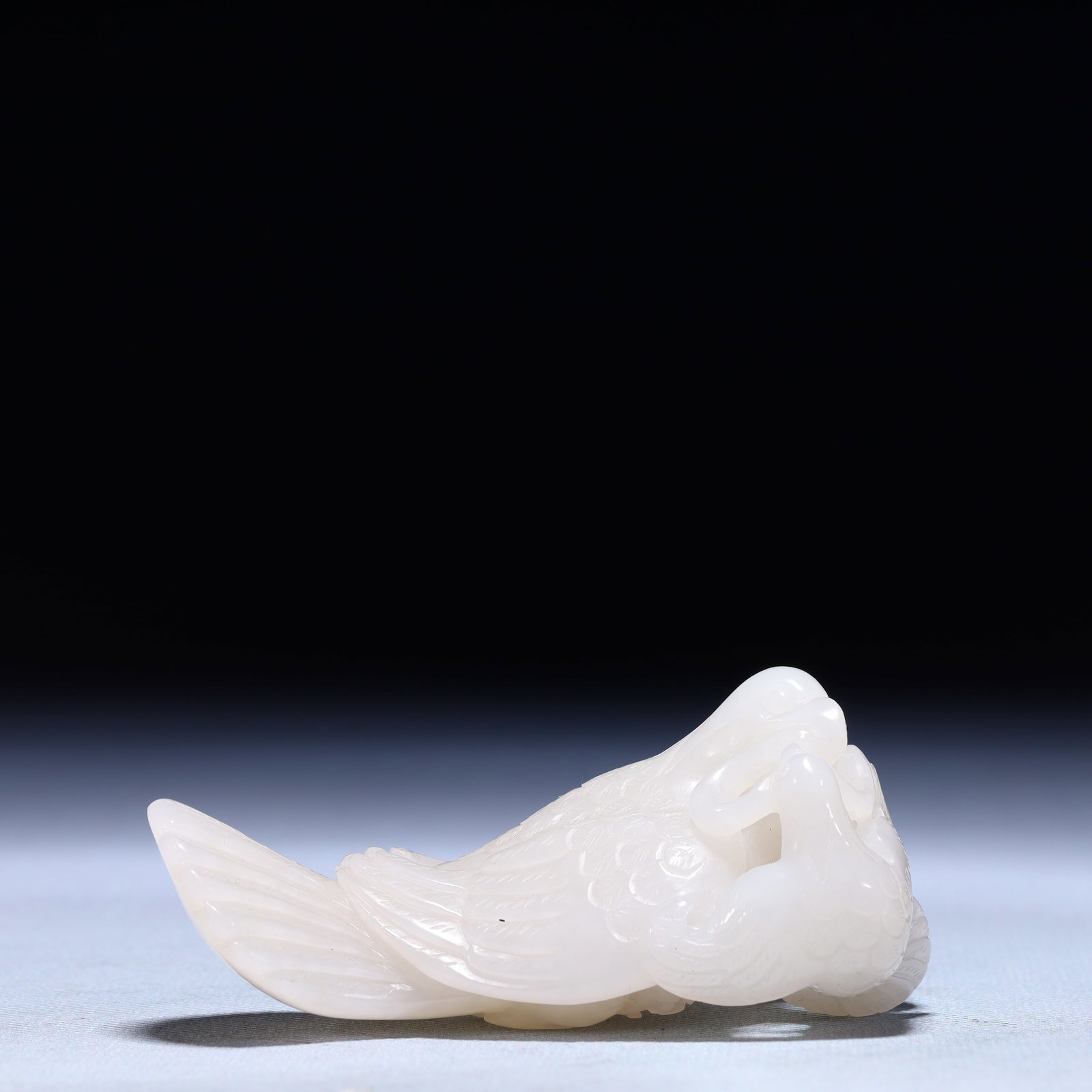 An Exquisite White Jade Flower and Bird Ornament: An Exquisite White Jade Flower and Bird Ornament,Qing Dynasty,China,Size:3.5inx2inx1.6in,Weight:152g 白玉花鸟摆件,中国清代