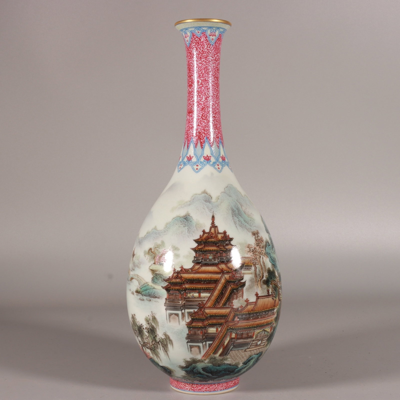 An Exquisite Enamel Painted Gold Landscape and Figure Pattern Vase: An Exquisite Enamel Painted Gold Landscape and Figure Pattern Vase,Qing Dynasty, China,Qianlong Six-character Mark,Size:11inx4.7in 珐琅彩描金山水人Ĥ