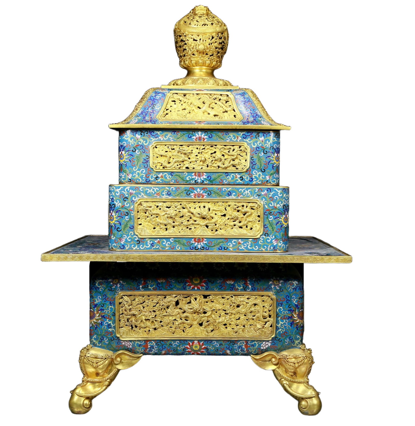 A Huge Cloisonne Lotus and Dragon Pattern Censer: A Huge Cloisonne Lotus and Dragon Pattern Censer，Qing Dynasty, China，Qianlong Four-character Mark，Size:24.4inx34.3in，Weight:68.30kg 景泰蓝缠枝
