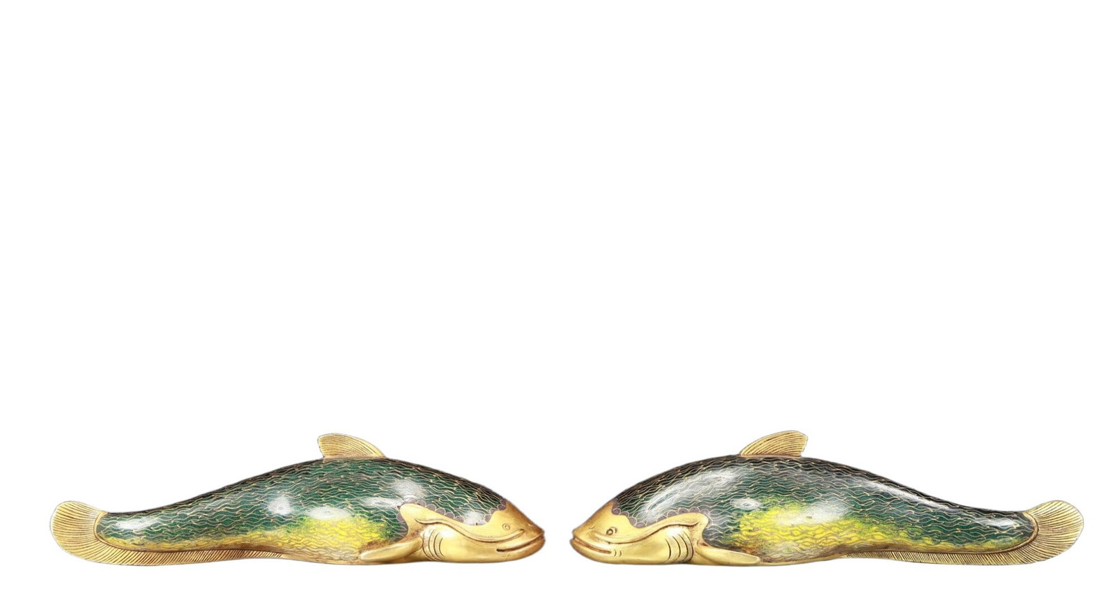 A Pair of Exquisite Cloisonne Fish Ornaments (1 of 10)