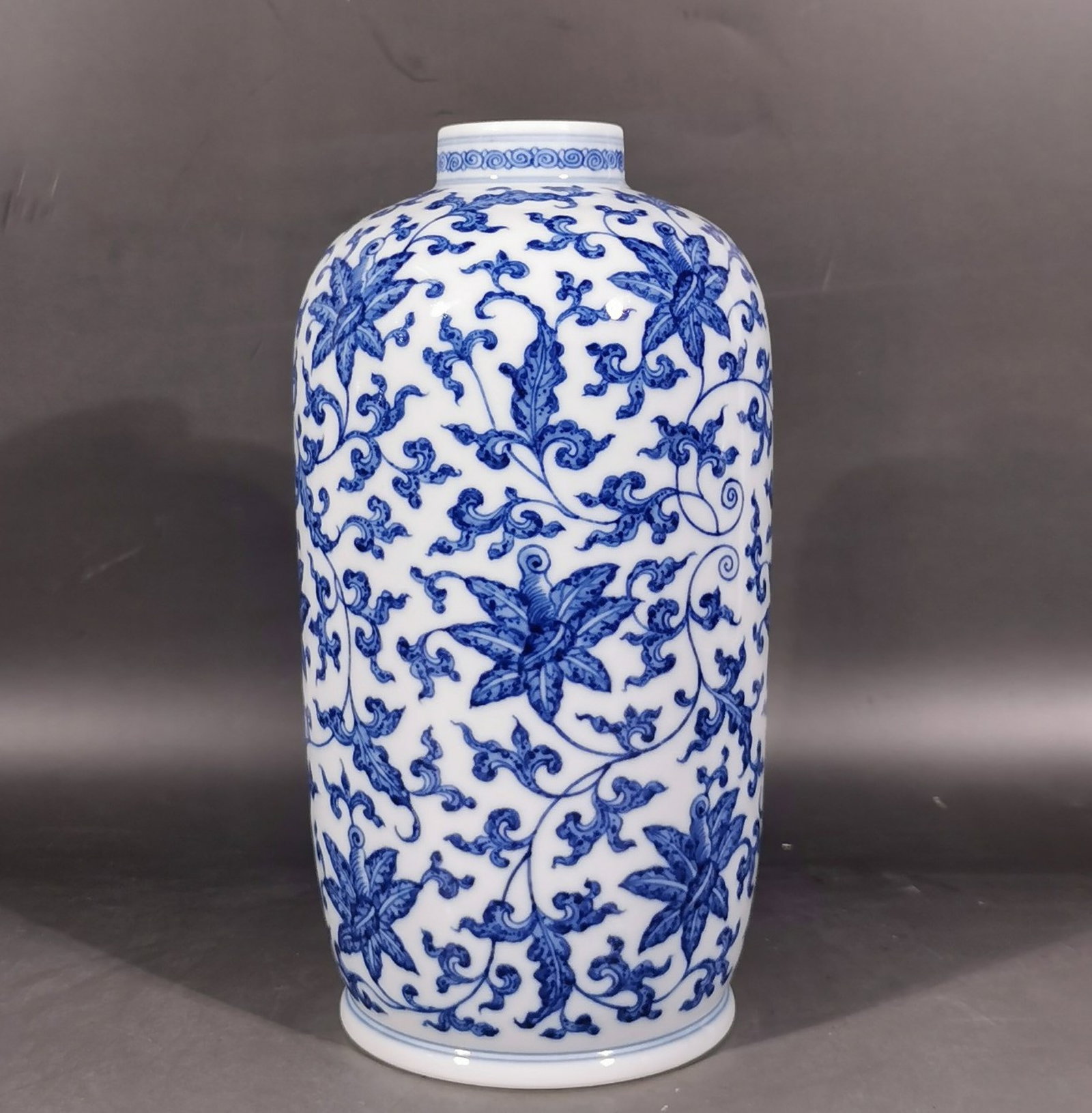 An Exquisite Blue and White Lotus Pattern Vase: An Exquisite Blue and White Lotus Pattern Vase,Qing Dynasty, China,Yongzheng Six-character Mark,Size:9.9inx2inx5.1in 青花缠枝莲纹瓶,中国清&#