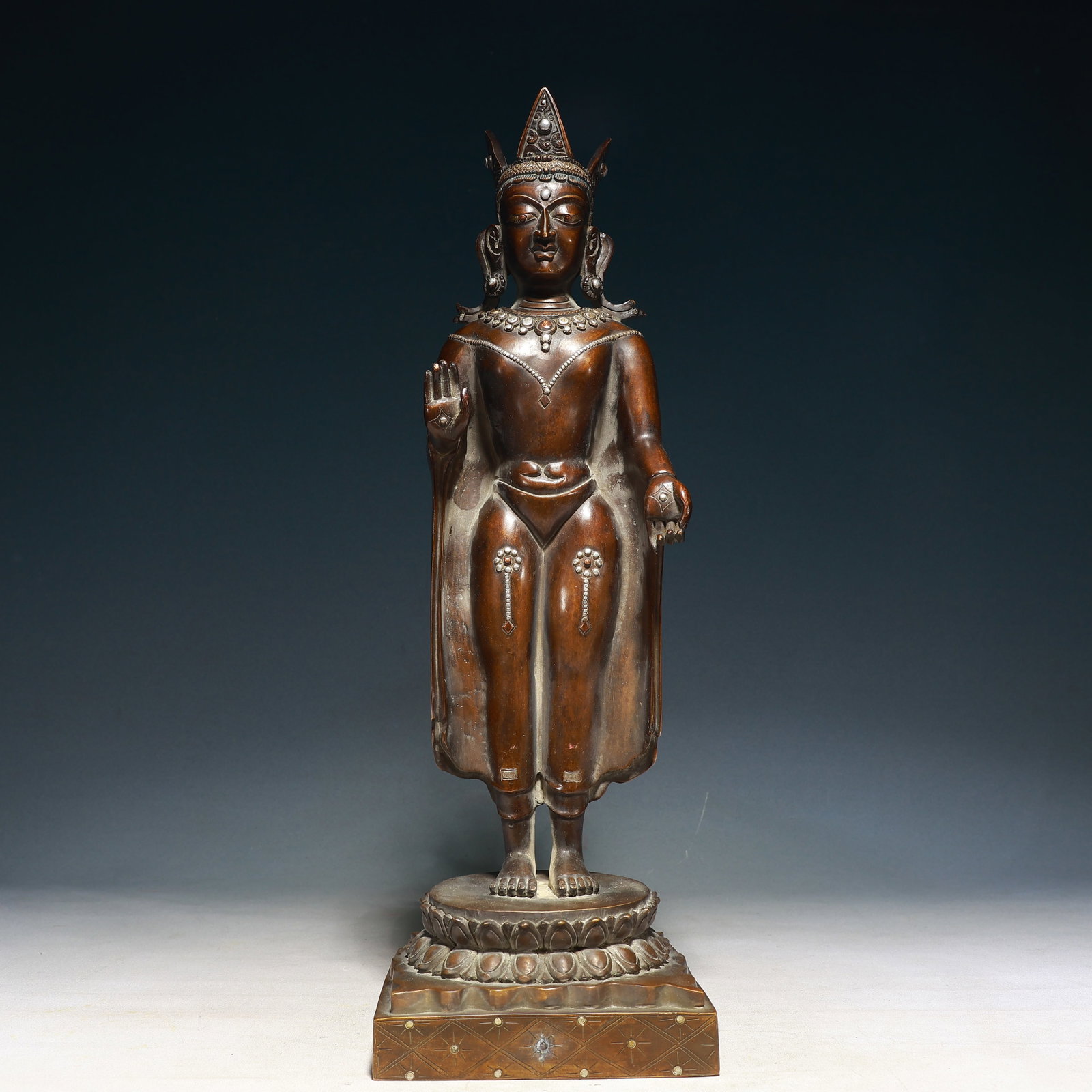 A Solemn Bronze Inlaid Silver Statue of Tara: A Solemn Bronze Inlaid Silver Statue of Tara,Qing Dynasty,China,Size:6.3inx20.1in,Weight:8800g 铜嵌银度母像,中国清代