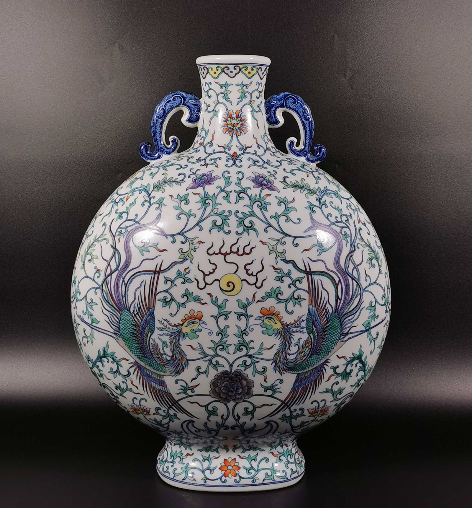 A Huge Blue and White Doucai Lotus and Phoenix Pattern Double-Ears Vase: A Huge Blue and White Doucai Lotus and Phoenix Pattern Double-Ears Vase,Qing Dynasty, China,Qianlong Six-character Mark,Size:20.3inx15in 青花斗彩缠枝莲凤