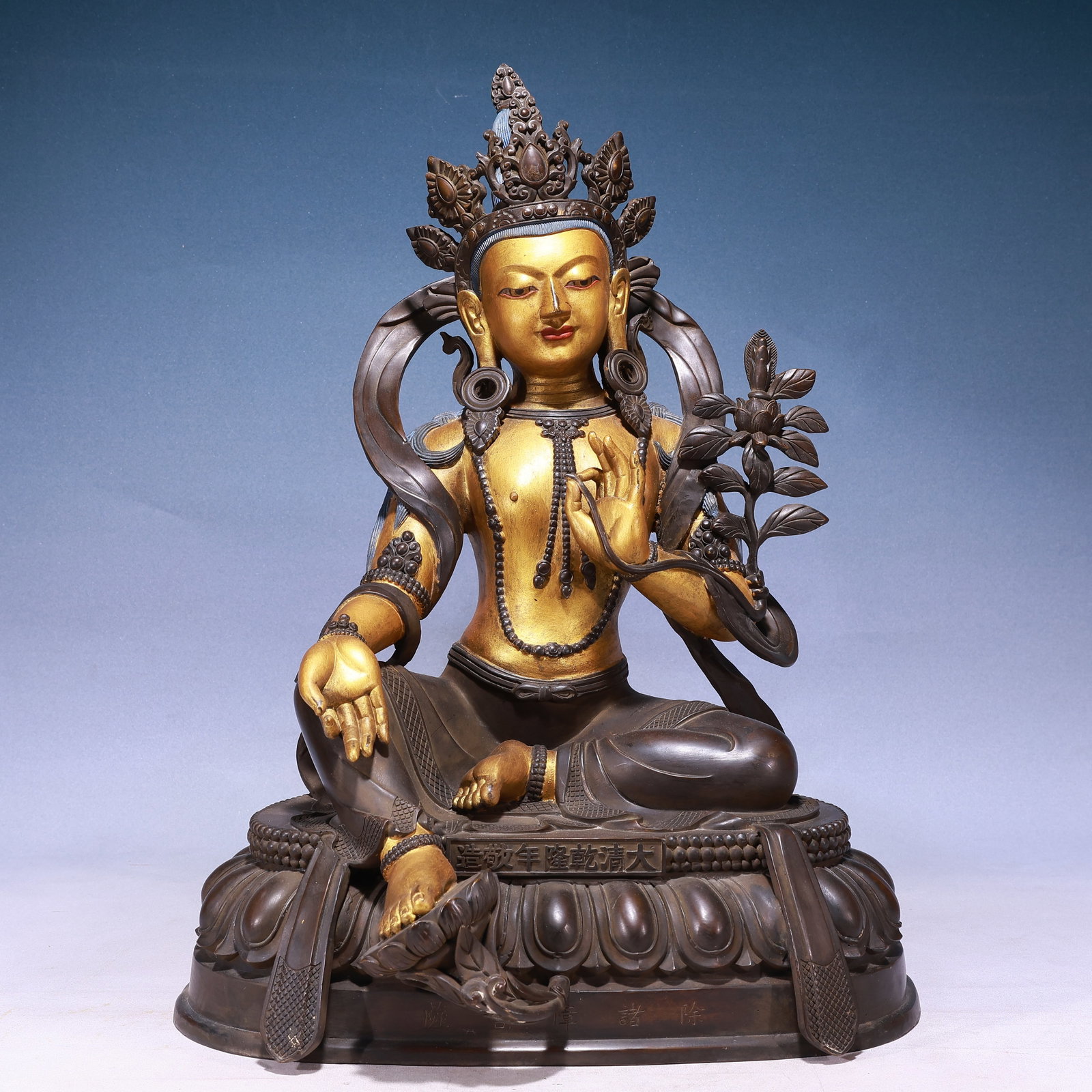 A Solemn Gilt Bronze Statue of Tara: A Solemn Gilt Bronze Statue of Tara,Qing Dynasty,China,Qianlong Mark,Size:17.7inx12.6inx23.6in,Weight:19850g 铜鎏金度母像,中国清代,乾&