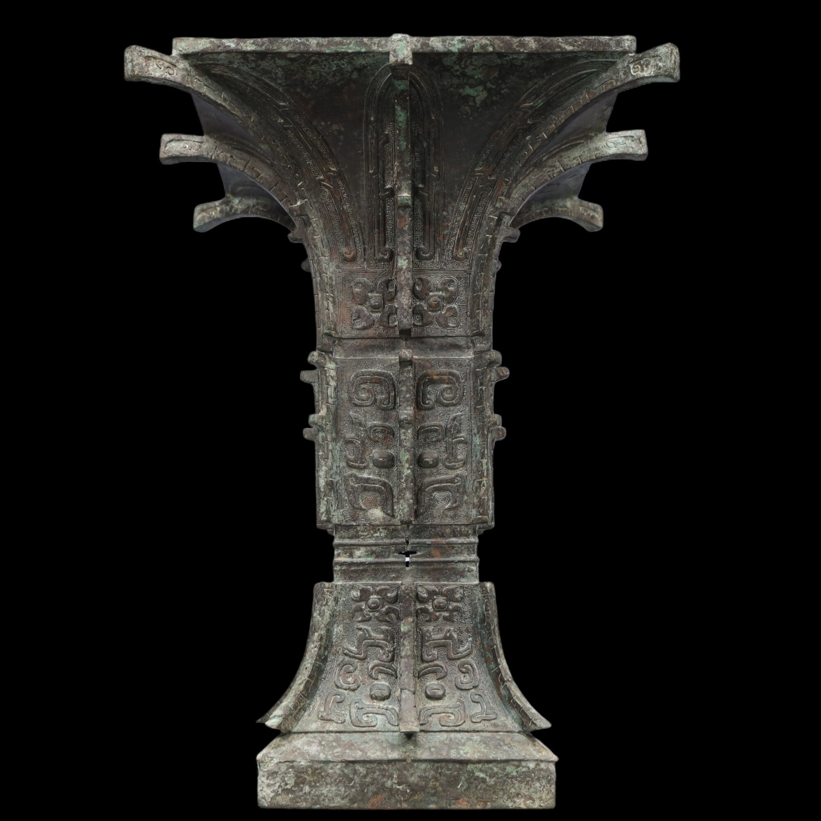 A Rare Bronze Beast-Face Pattern Vase,With Inscription: A Rare Bronze Beast-Face Pattern Vase,With Inscription,Ancient Time, China,Size:11.6inx15.9in ;Weight:7850g 青铜兽面纹瓶，带铭文，