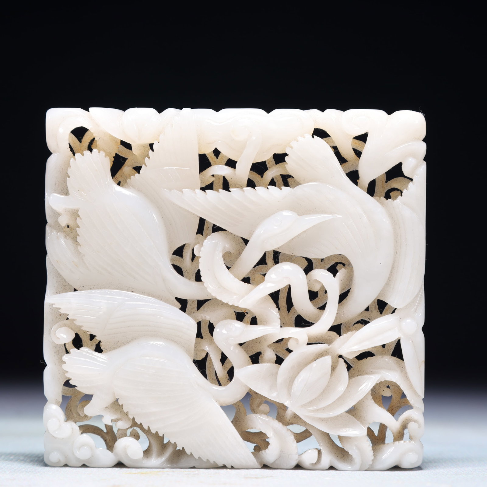 An Exquisite White Jade Crane Pattern Pendant: An Exquisite White Jade Crane Pattern Pendant,Qing Dynasty,China,Size:3.3inx3.1in,Weight:132g 白玉鹤纹佩,中国清代