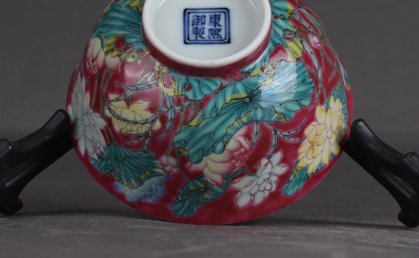 An Exquisite Enamel Ruby Red-Glazed Flower Pattern Bowl - 9