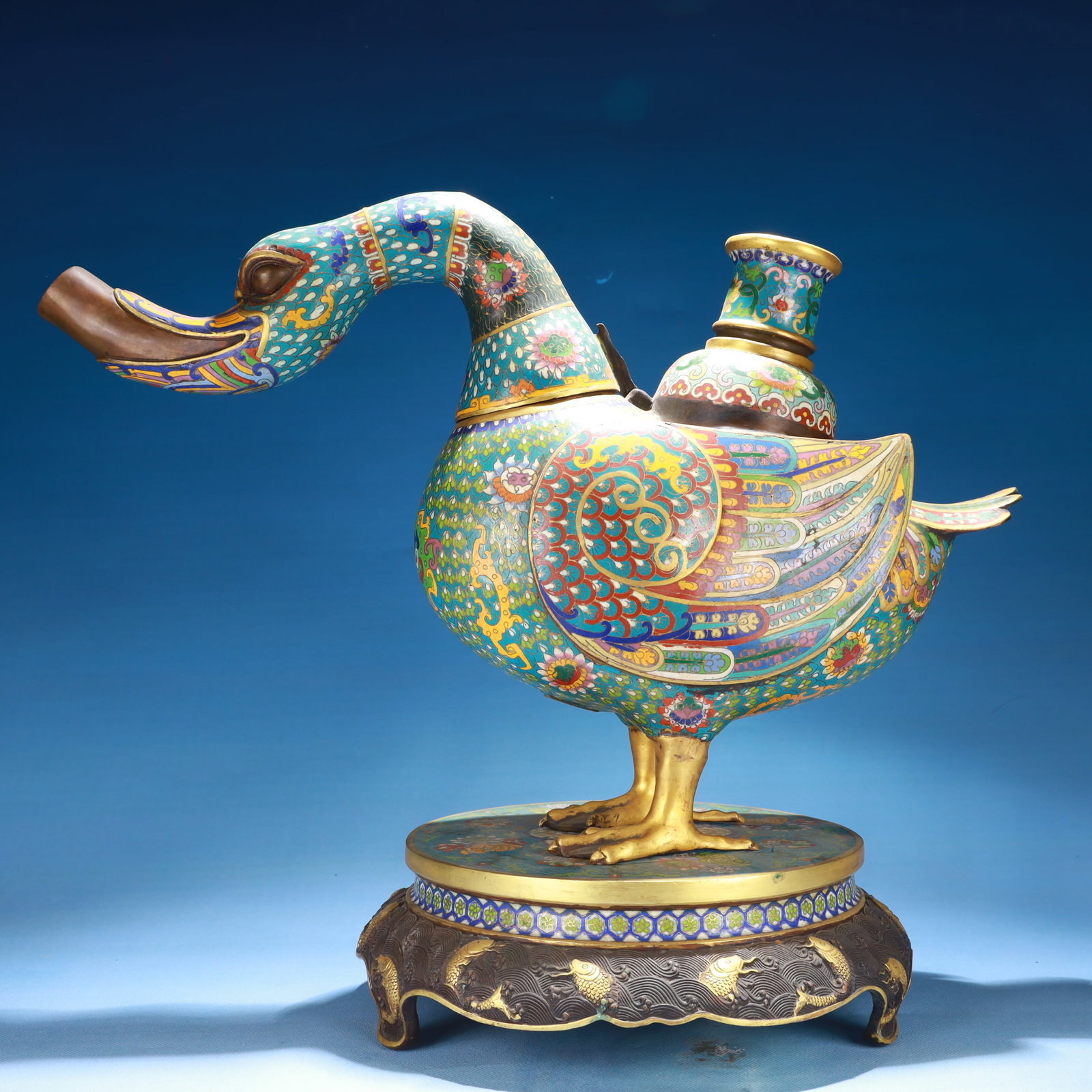 An Exquisite Cloisonne Lotus Pattern Bird Ornament,with Base: An Exquisite Cloisonne Lotus Pattern Bird Ornament,with Base,Qing Dynasty,China,Qianlong Four-character Mark,Size:18.5inx10.6inx16.5in,Weight:9100g 景泰蓝缠枝莲 