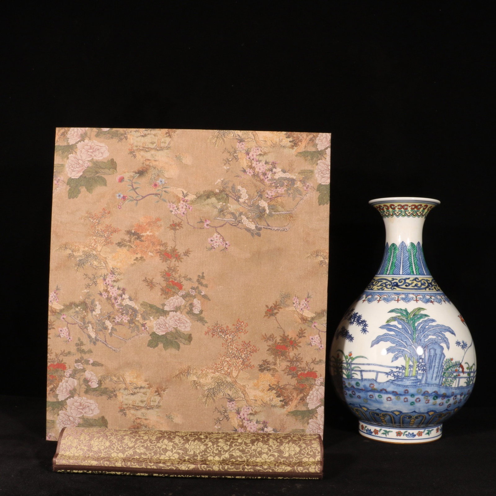 A Rare Doucai Banana Leaf Pattern Vase,with Chinese Vertical Scroll Ink Painting on Silk: A Rare Doucai Banana Leaf Pattern Vase,with Chinese Vertical Scroll Ink Painting on Silk,Qing Dynasty,China,Qianlong Six-character Mark,Size:13.4inx8.3in 斗彩芭蕉叶ಬ