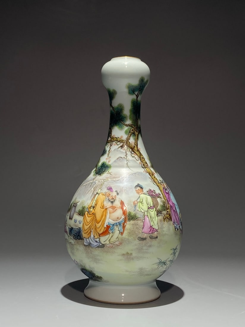 An Exquisite Famille-Rose Painted Gold Landscape and Figure Pattern Vase (1 of 9)