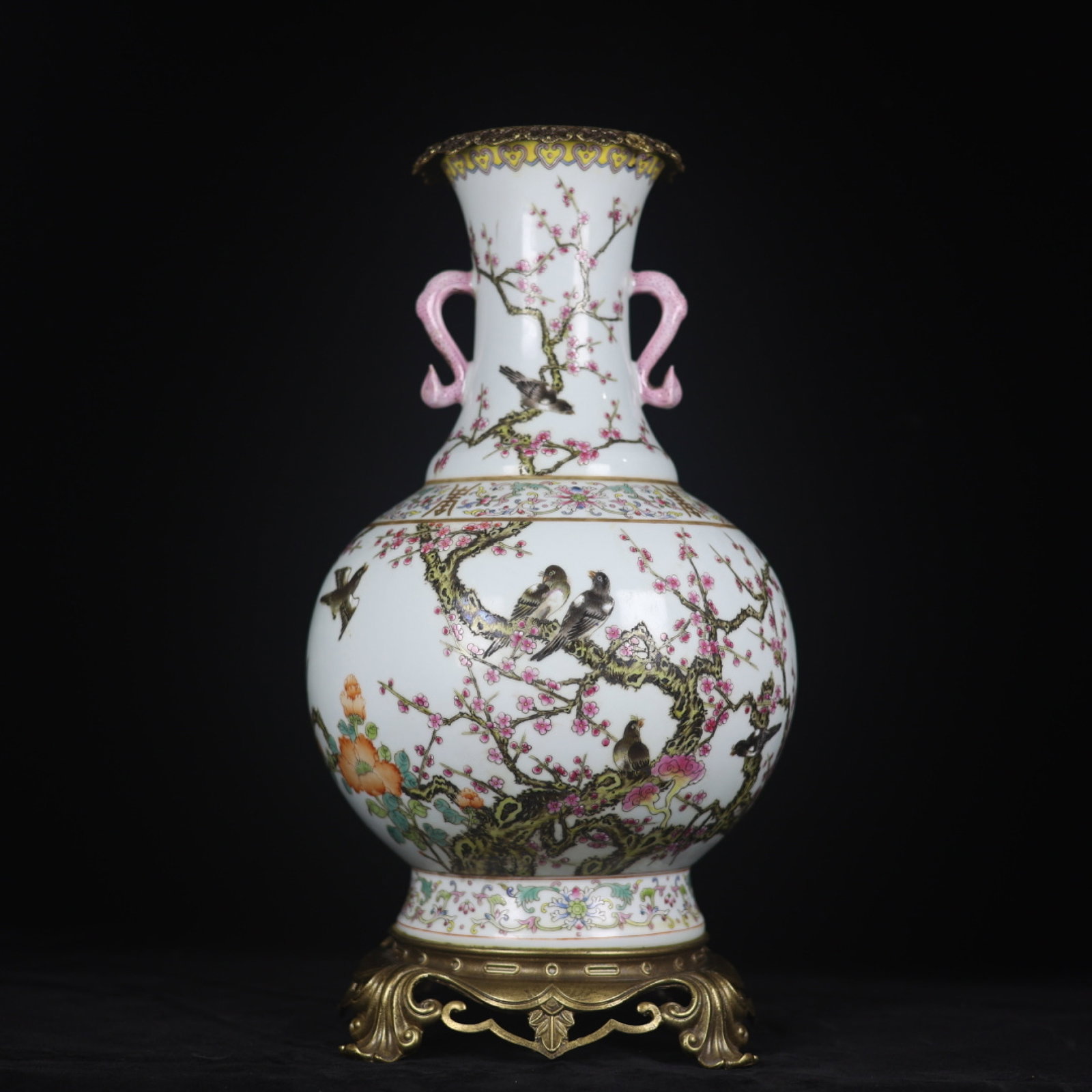 A Huge Famille-Rose Inlaid Bronze Flower and Bird Pattern Double-Ears Vase: A Huge Famille-Rose Inlaid Bronze Flower and Bird Pattern Double-Ears Vase,Qing Dynasty,China,Qianlong Six-character Mark,Size:18.5inx5.5inx9.4inx8.3in 粉彩镶铜花鸟