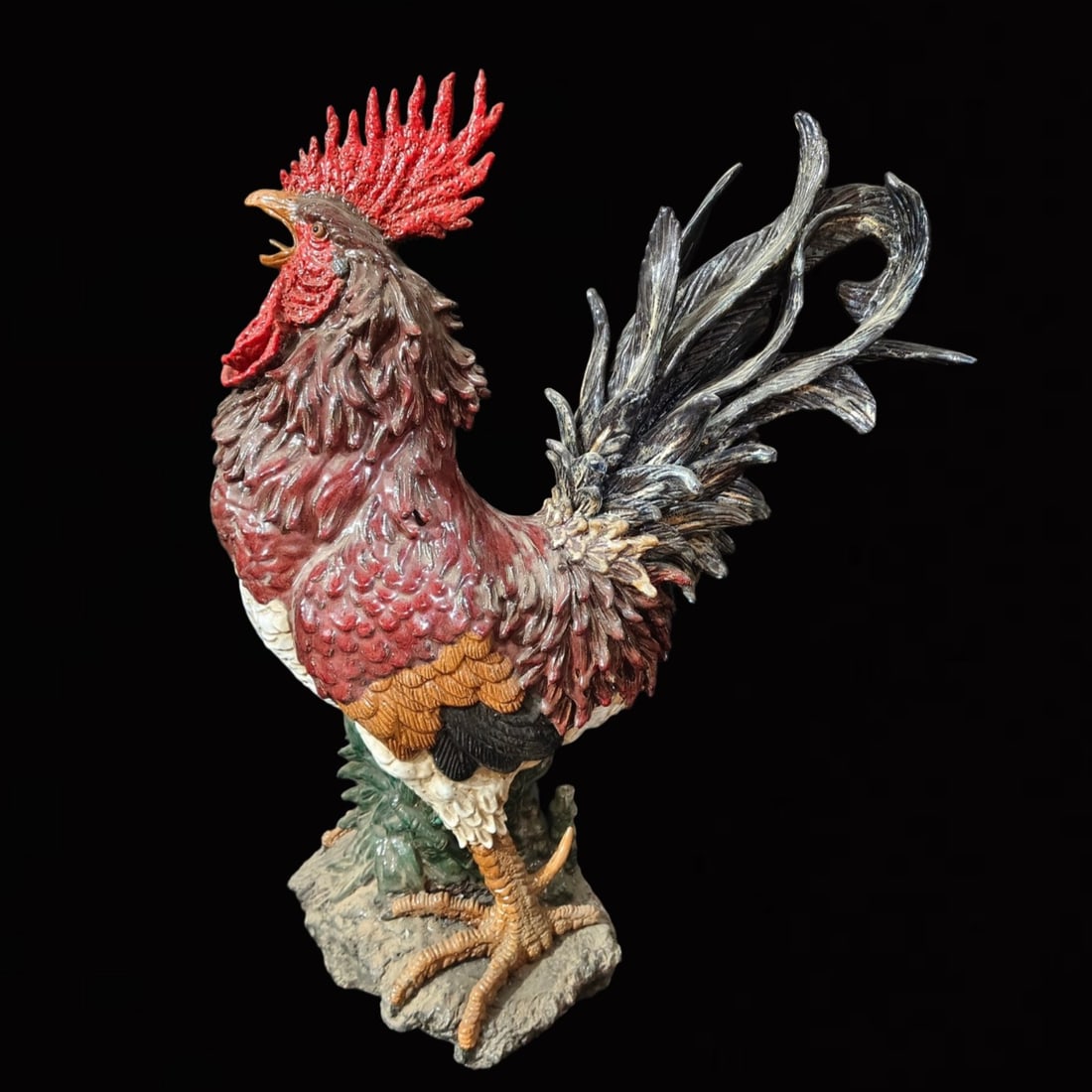 A Huge Shiwan yao Rooster Ornament: A Huge Shiwan yao Rooster Ornament,the Republic of China,With Mark,Size:25.6inx13.8inx32.7in