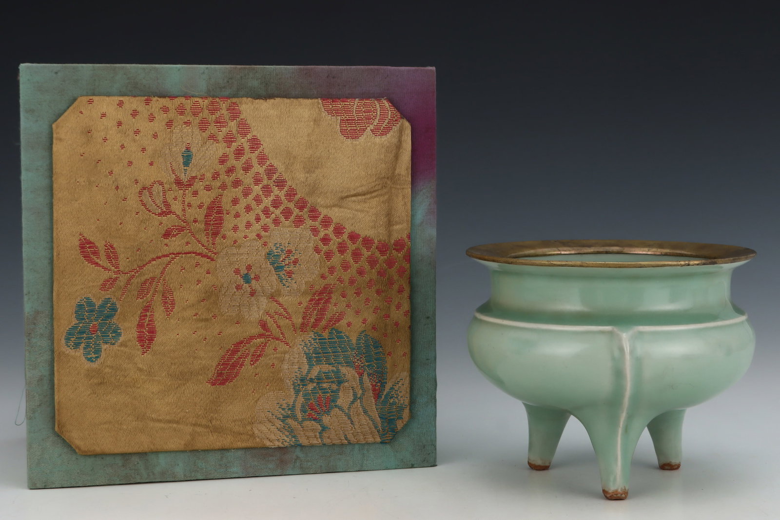 An Exquisite Longquan yao Celadon Glazed Tripod Censer (1 of 8)