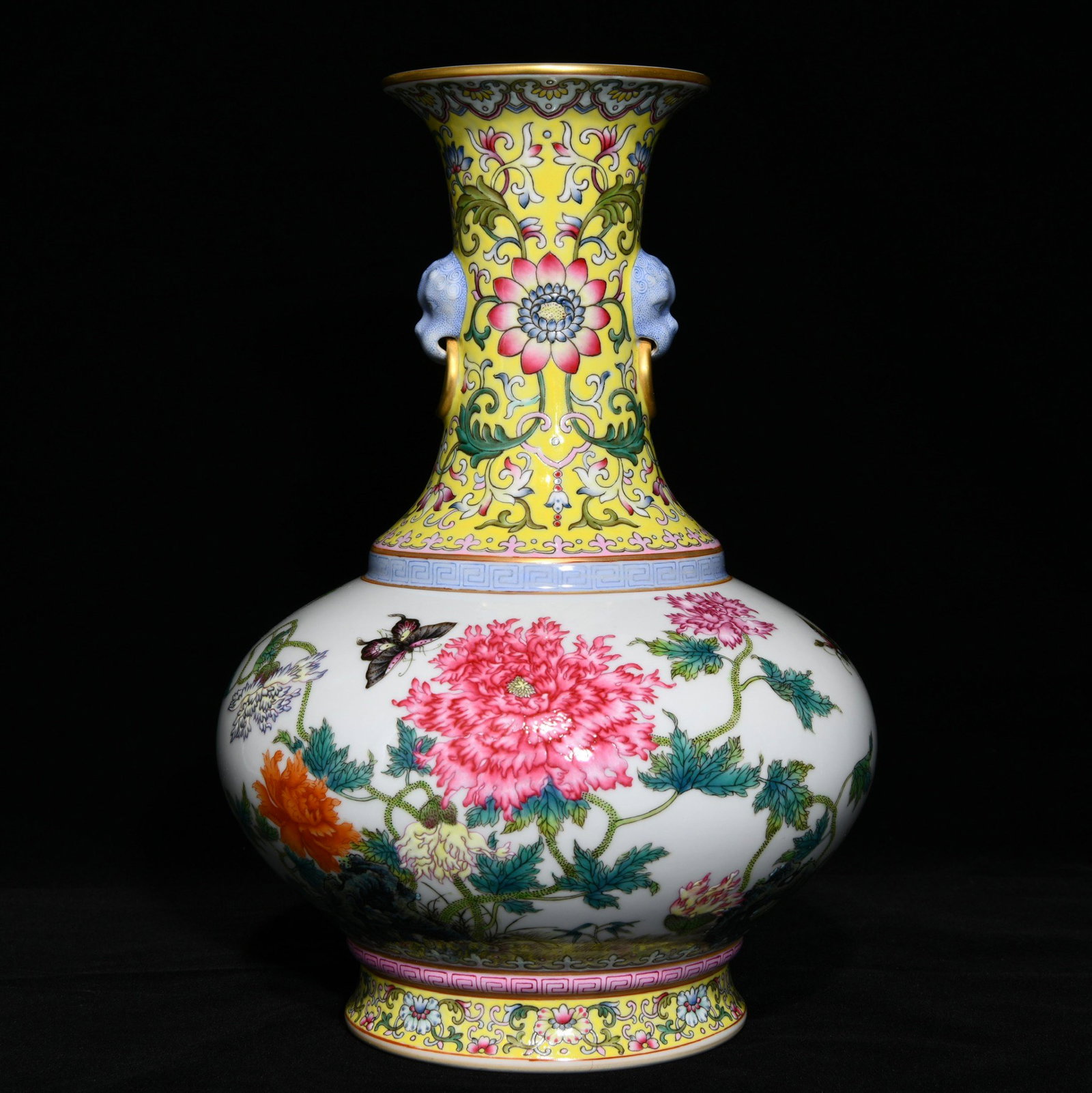 An Exquisite Famille-Rose Flower and Butterfly Pattern Beast-Ears Vase,with poem: An Exquisite Famille-Rose Flower and Butterfly Pattern Beast-Ears Vase,with poem,Qing Dynasty,China,Qianlong Six-character Mark,Size:11.2inx7.7in 粉彩花卉蝴蝶ಬ