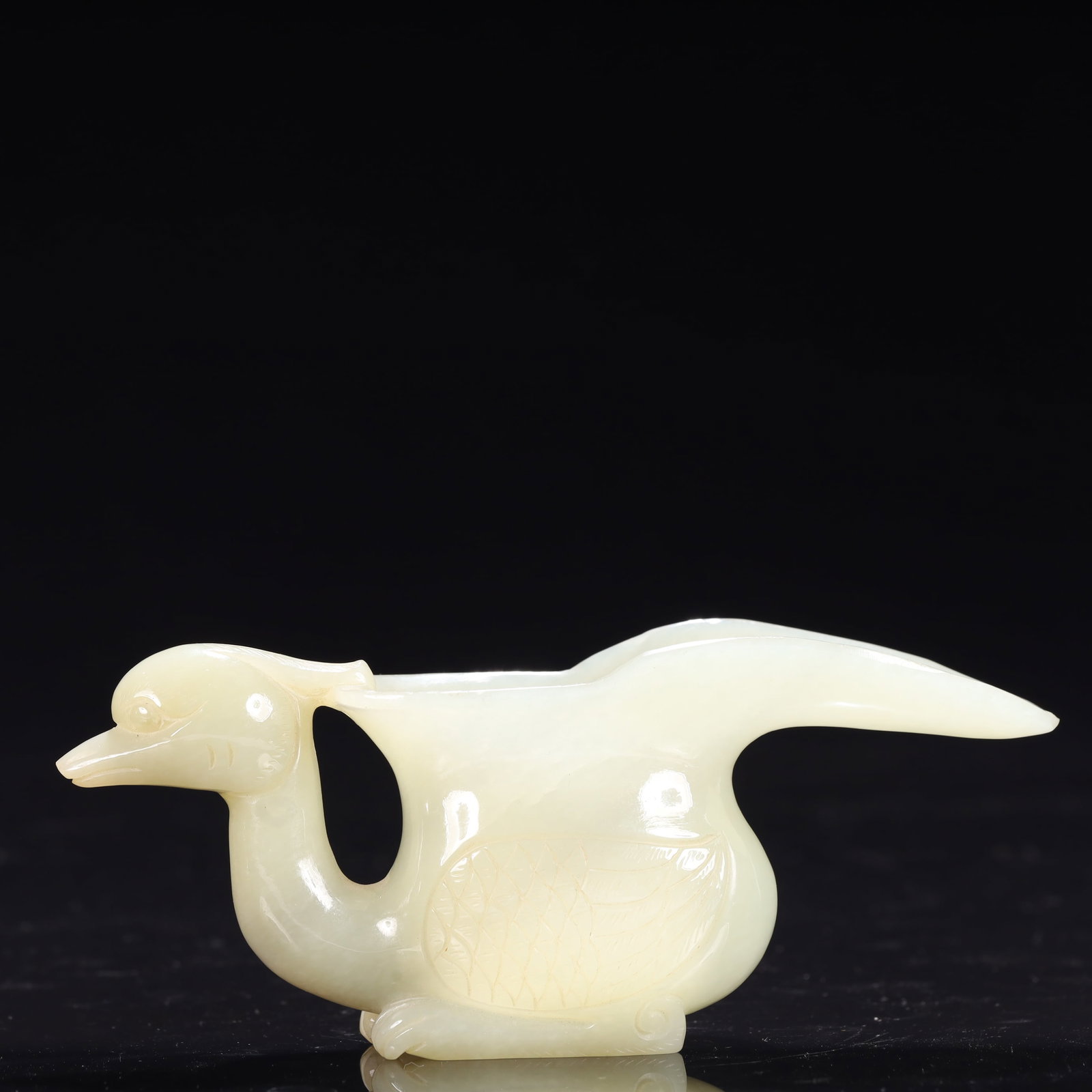 An Exquisite White Jade Duck-Shaped Cup: An Exquisite White Jade Duck-Shaped Cup,Qing Dynasty, China,Size:5.5inx1.4inx2.2in,Weight:150g 白玉鸭形杯,中国清代