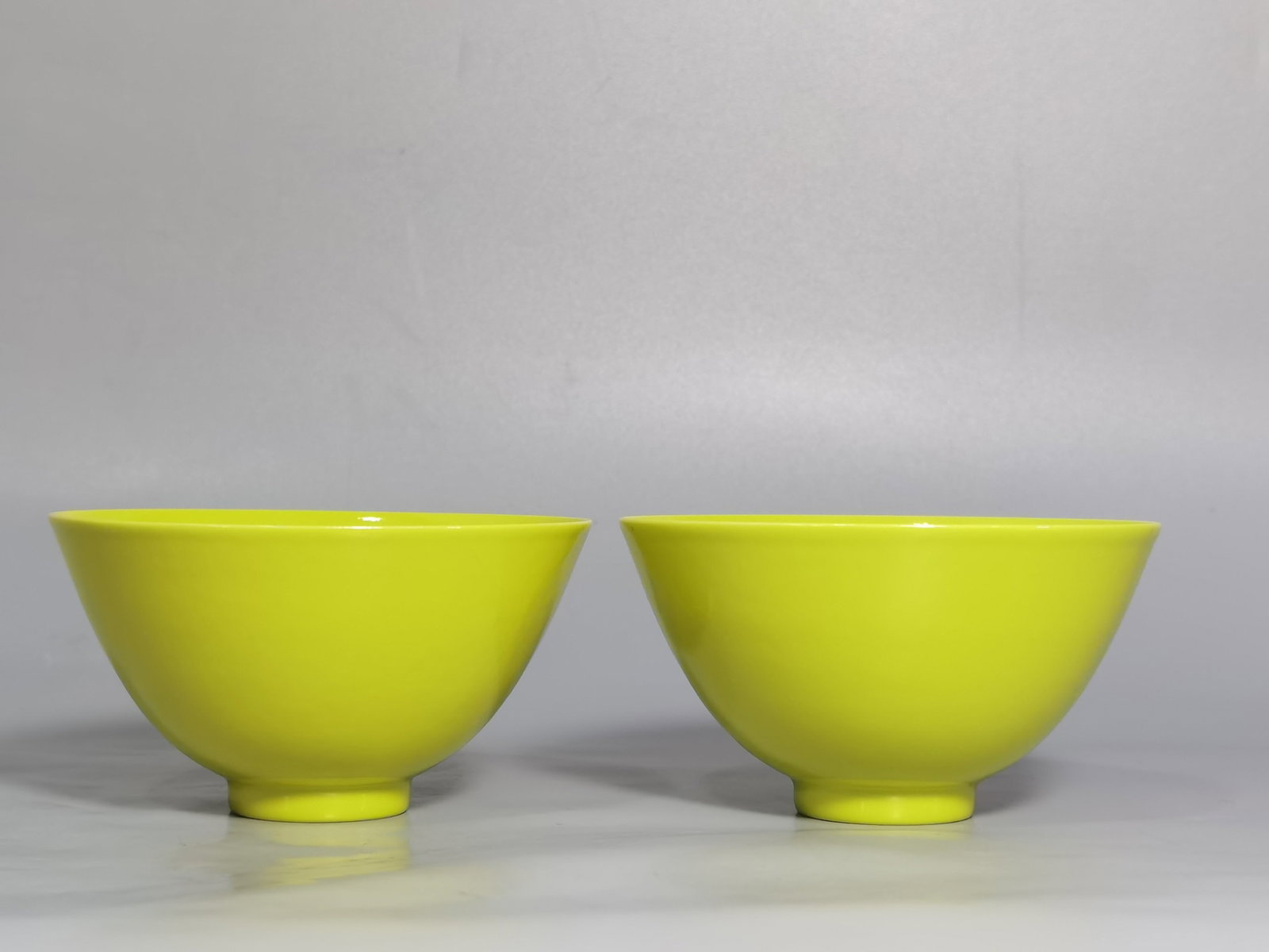 A Pair of Exquisite Yellow Glazed Cups (1 of 9)