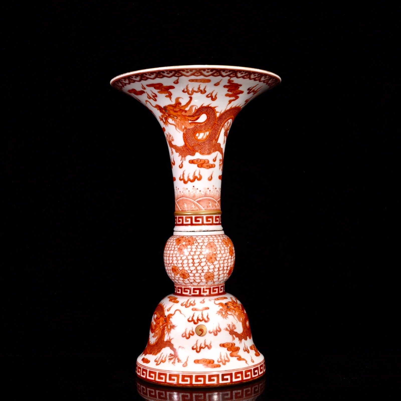 A Rare Iron-Red Painted Gold Auspicious Cloud and Dragon Pattern Vase: A Rare Iron-Red Painted Gold Auspicious Cloud and Dragon Pattern Vase,Qing Dynasty,China,Qianlong Six-character Mark,Size:12.8inx7.9in 矾红描金祥云龙纹&