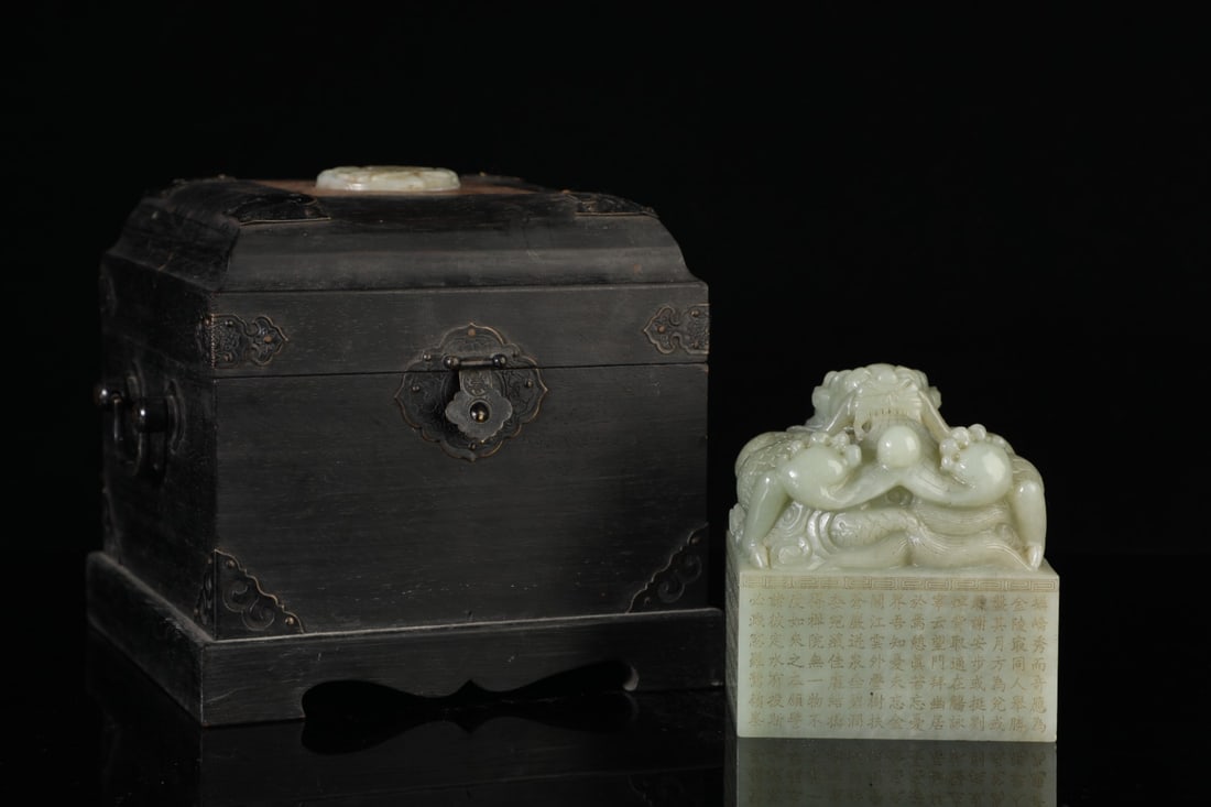 An Exquisite White Jade Dragon Pattern Seal,with poem,With Zitanwood Box with Cover: An Exquisite White Jade Dragon Pattern Seal,with poem,With Zitanwood Box with Cover,Qing Dynasty,China,Size:4.3inx3.9inx3.9in,Weight:2581g
