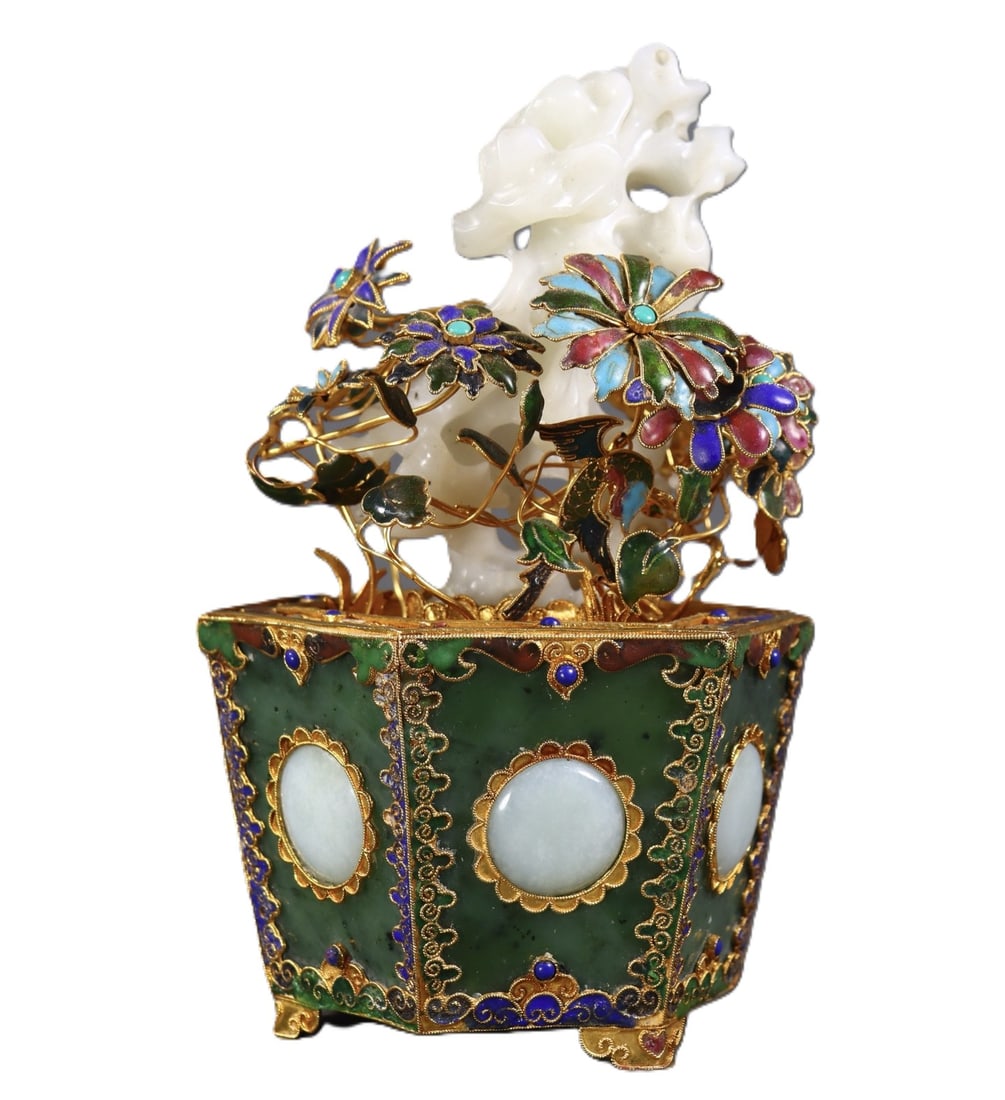 An Exquisite White Jade Bonsai,with Jasper Cover with Gold Flower Pattern Base,Inlaid Gems: An Exquisite White Jade Bonsai,with Jasper Cover with Gold Flower Pattern Base,Inlaid Gems,Qing Dynasty,China,Qianlong Four-character Mark,Size:8.1inx4.7in,Weight:1174g 白玉盆景