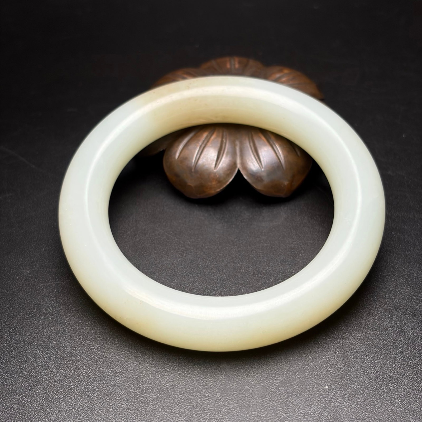 An Exquisite White Jade Bracelets - 6