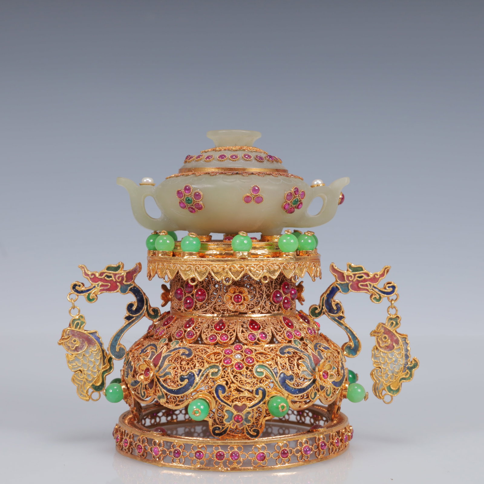 An Exquisite Filigree and Gilding Inlaid White Jade Double-Ears Censer,Inlaid Gems: An Exquisite Filigree and Gilding Inlaid White Jade Double-Ears Censer,Inlaid Gems,Qing Dynasty, China,Qianlong Four-Character Mark,Size:5.9inx3.9inx5.1in,Weight:400g 花丝鎏金&