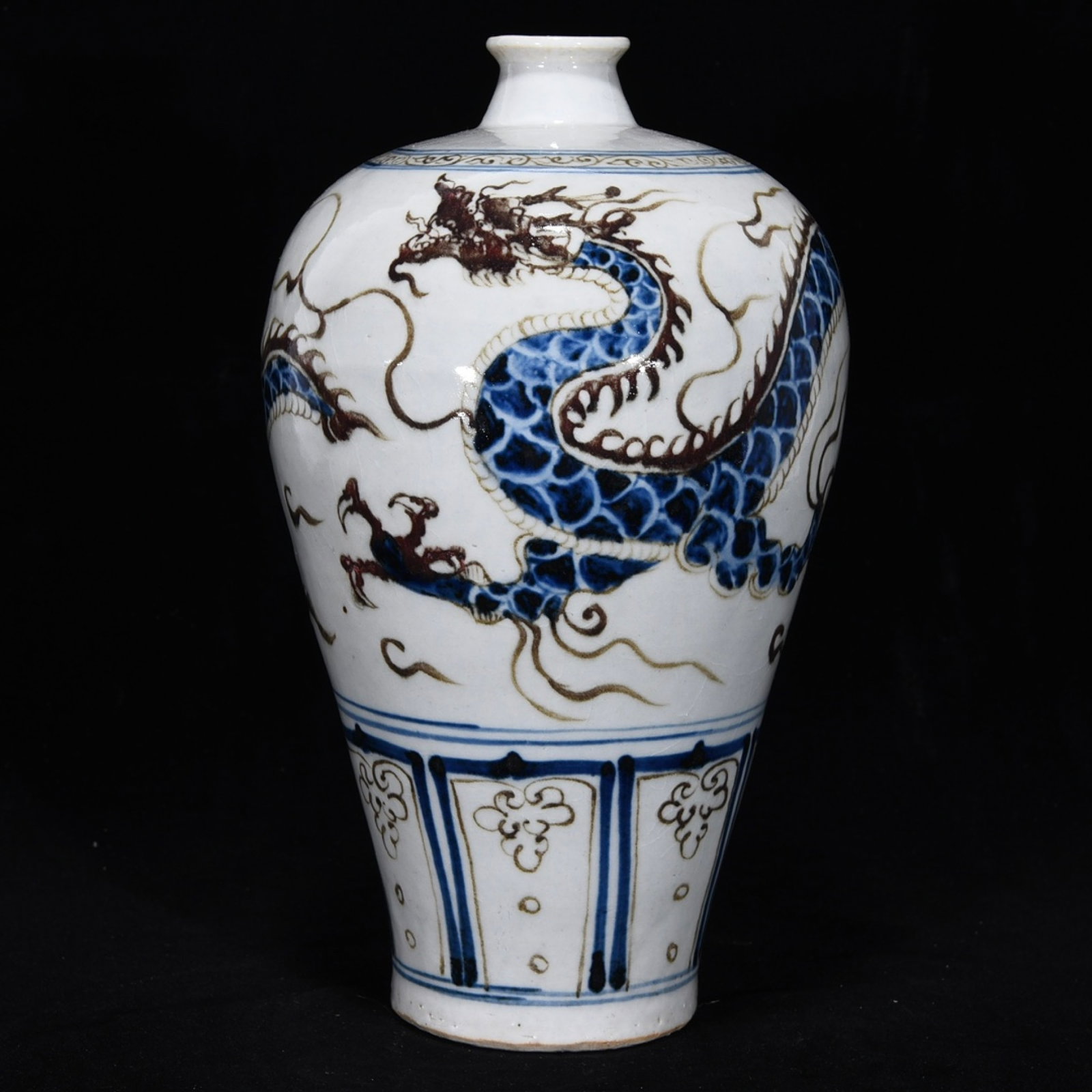 An Exquisite Blue and White UnderGlazed-Red Dragon Pattern Vase (1 of 9)