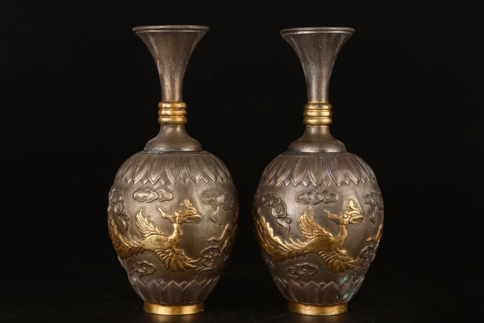 A Pair of Exquisite Gilt Bronze Dragon and Phoenix Pattern Vases: A Pair of Exquisite Gilt Bronze Dragon and Phoenix Pattern Vases,Tang Dynasty, China,With Mark,Size:9.4inx4.1in Weight:598g 一对铜鎏金龙凤纹瓶,