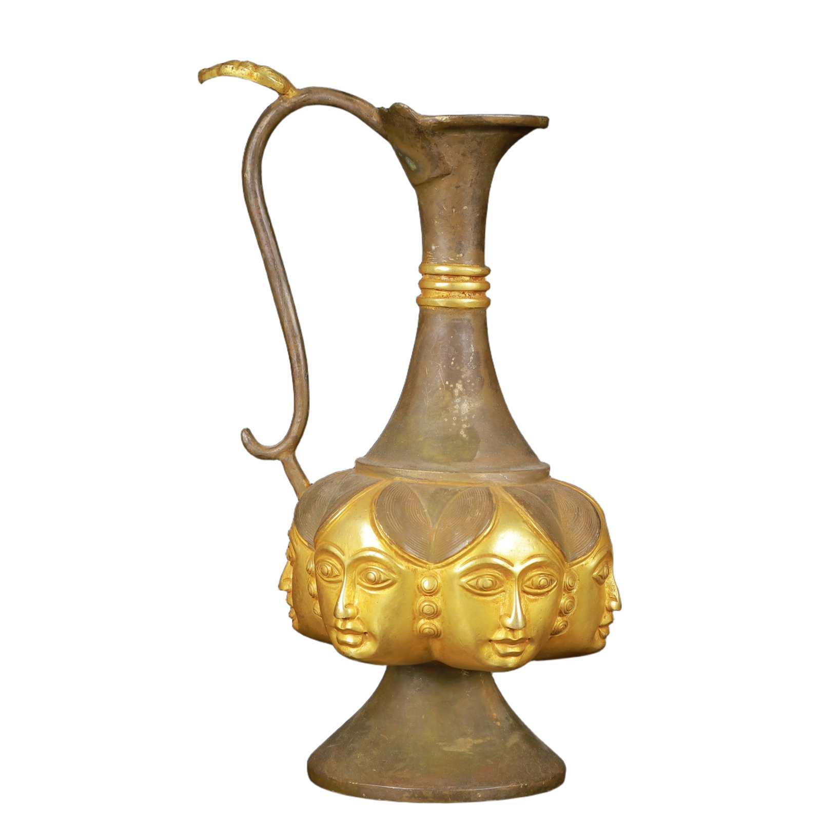 An Exquisite Gilt Silver Figure-Face Pattern Ewer: An Exquisite Gilt Silver Figure-Face Pattern Ewer,Qing Dynasty,China,Size:4.3inx8.3in,Weight:650g 银鎏金人面纹执壶,中国清代