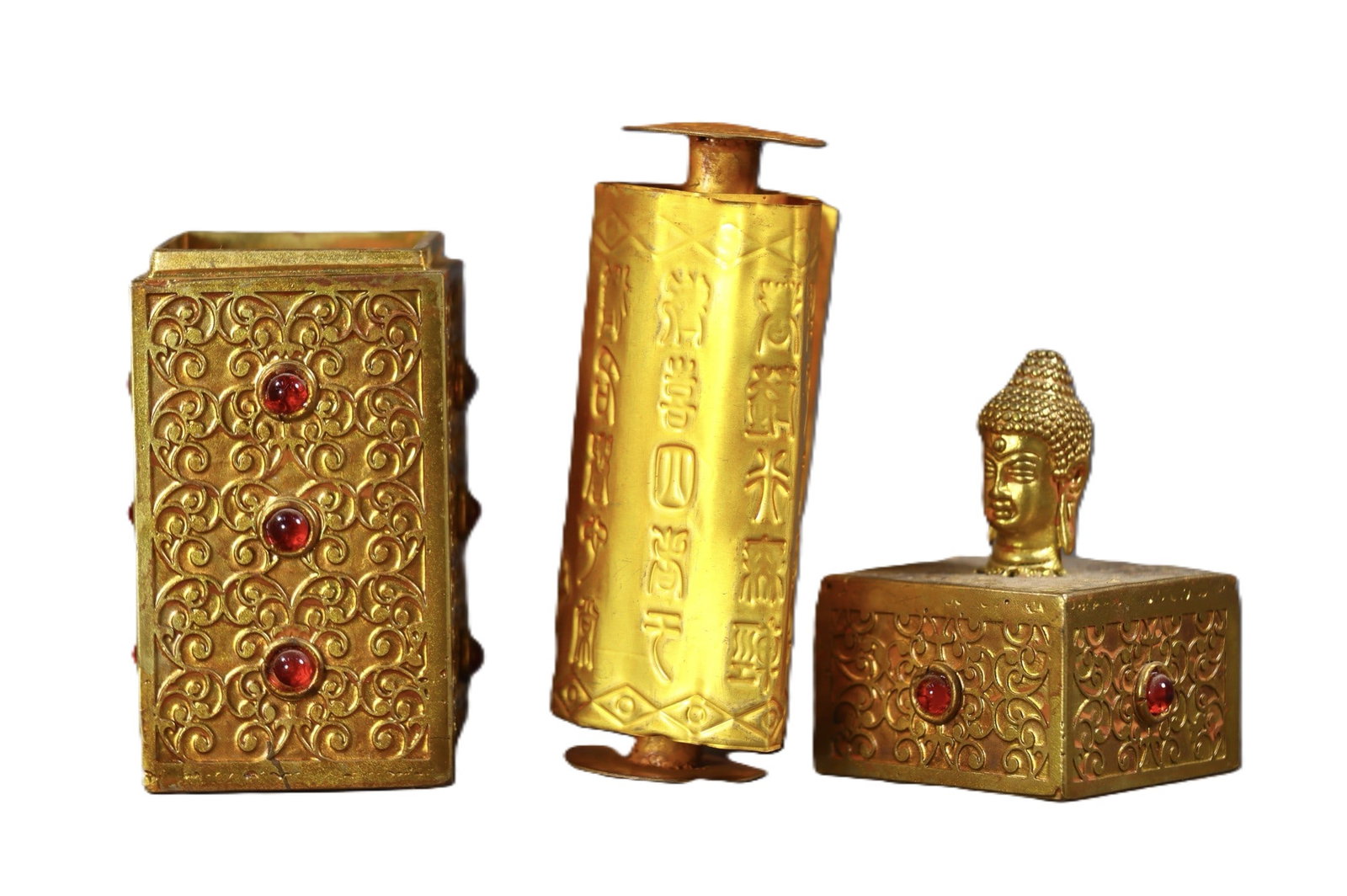 An Exquisite Gilt Bronze Flower Pattern Box,With Scriptures,Inlaid Gems: An Exquisite Gilt Bronze Flower Pattern Box,With Scriptures,Inlaid Gems,Qing Dynasty,China,Qianlong Four-character Mark,Size:(Ornament)4.9inx1.8in,(Scripture)14.2inx3.1in,Weight:323g