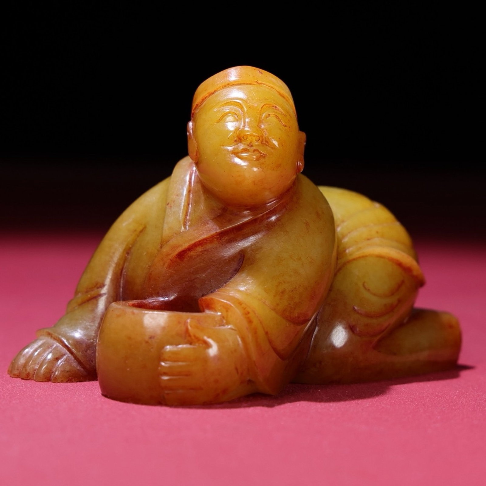An Exquisite White Jade Figure Ornament: An Exquisite White Jade Figure Ornament,Qing Dynasty,China,Size:3.3inx2.2inx2.4in,Weight:301g 白玉人物摆件,中国清代