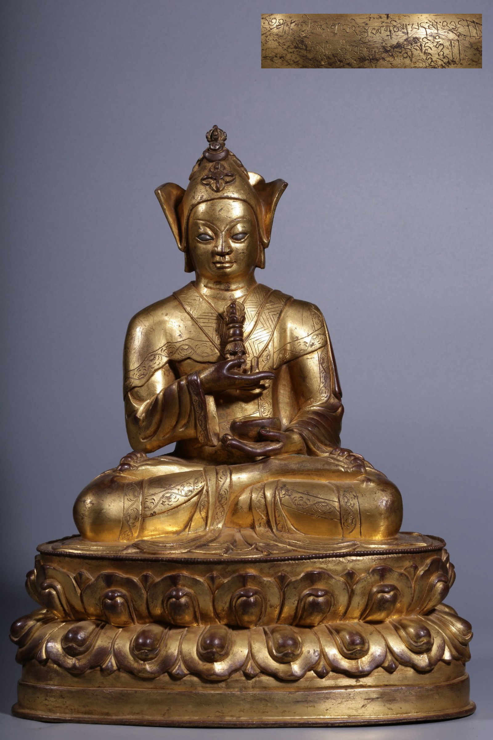 A Rare Gilt Bronze Statue of Padma Sambhava,With Sanskrit: A Rare Gilt Bronze Statue of Padma Sambhava,With Sanskrit,Qing Dynasty, China,Size:12.2inx9.6inx6.1in,Weight:5459g 铜鎏金莲花生大士像,带