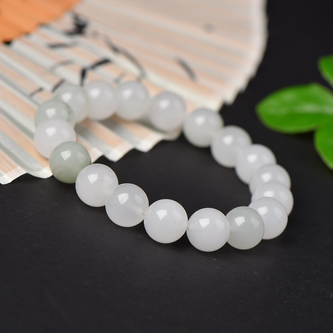 An Exquisite Jadeite Bracelets - 6