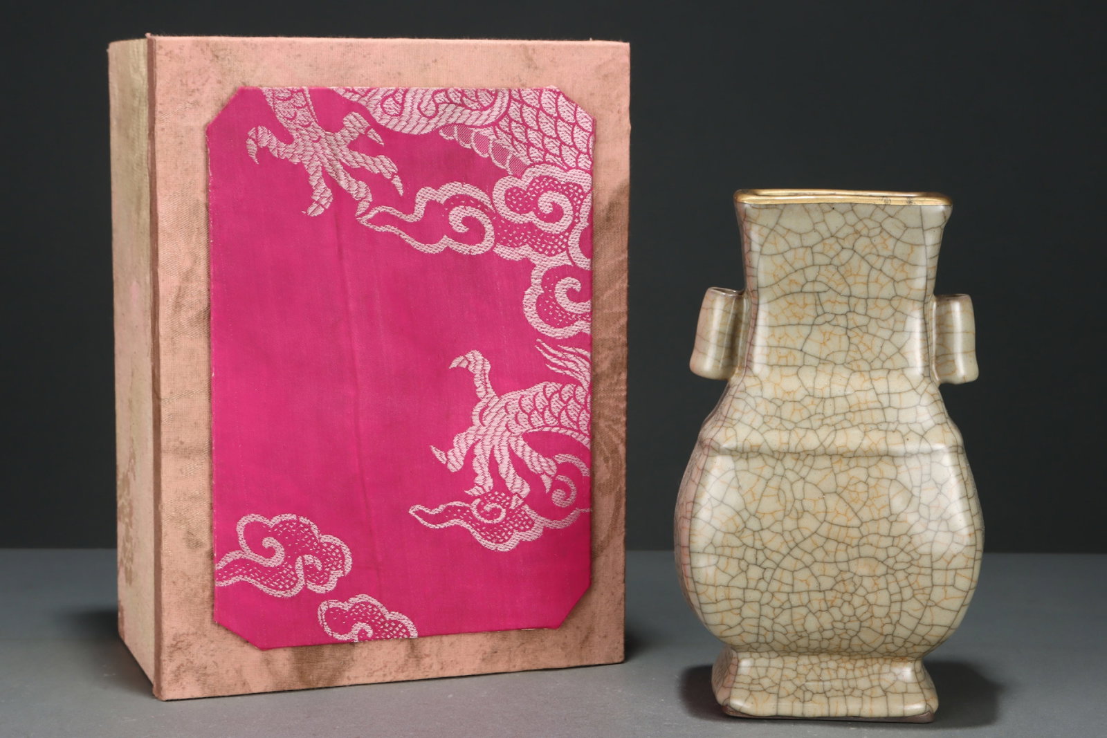 An Exquisite Ge yao Yellow Glazed Double-Ears Vase,with an Imperial Poem by Emperor Qianlong: An Exquisite Ge yao Yellow Glazed Double-Ears Vase,with an Imperial Poem by Emperor Qianlong,Song Dynasty,China,Size:8.7inx5.1in 哥窑黄釉双耳瓶,带ߙ