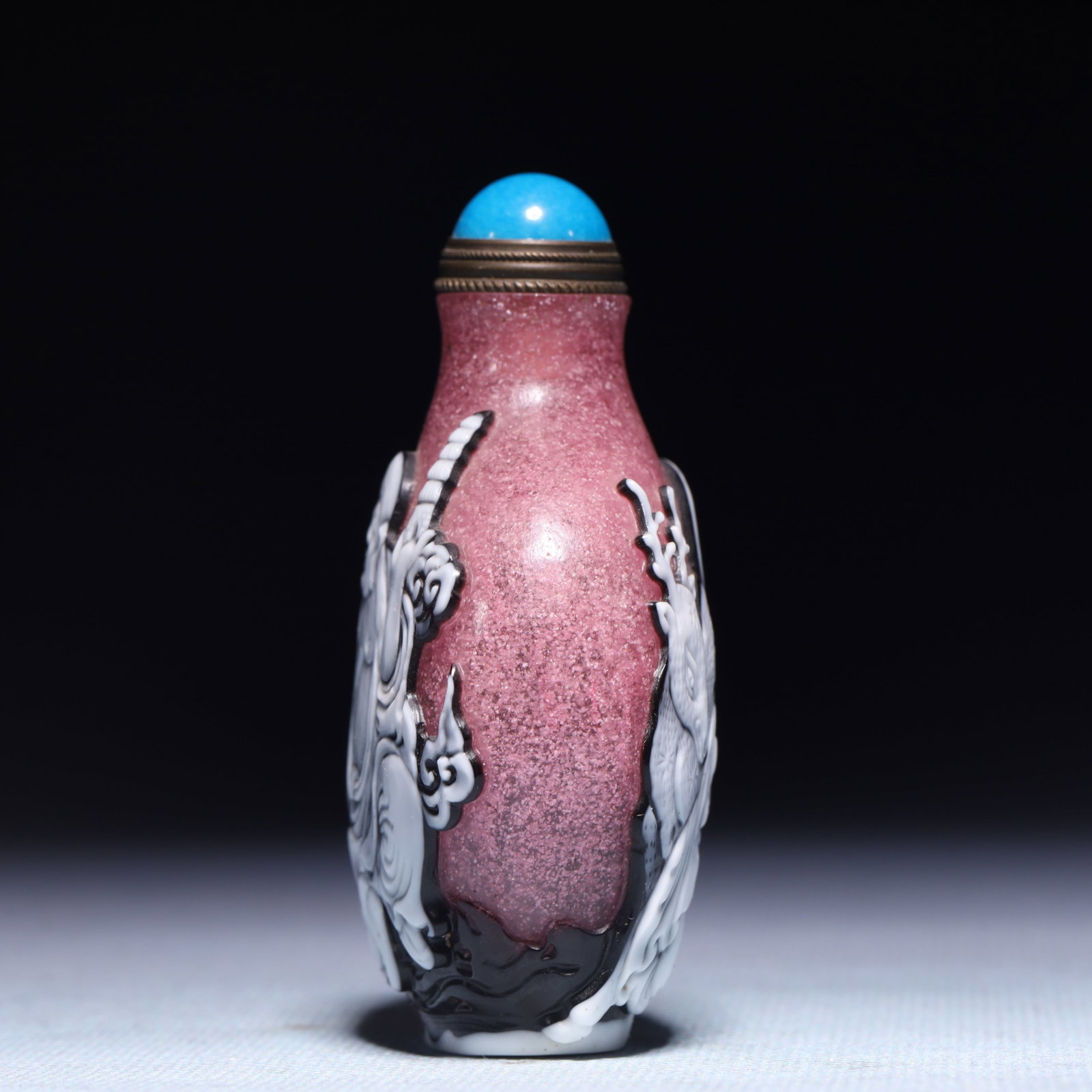 An Exquisite Glass Figure Pattern Snuff Bottle - 3