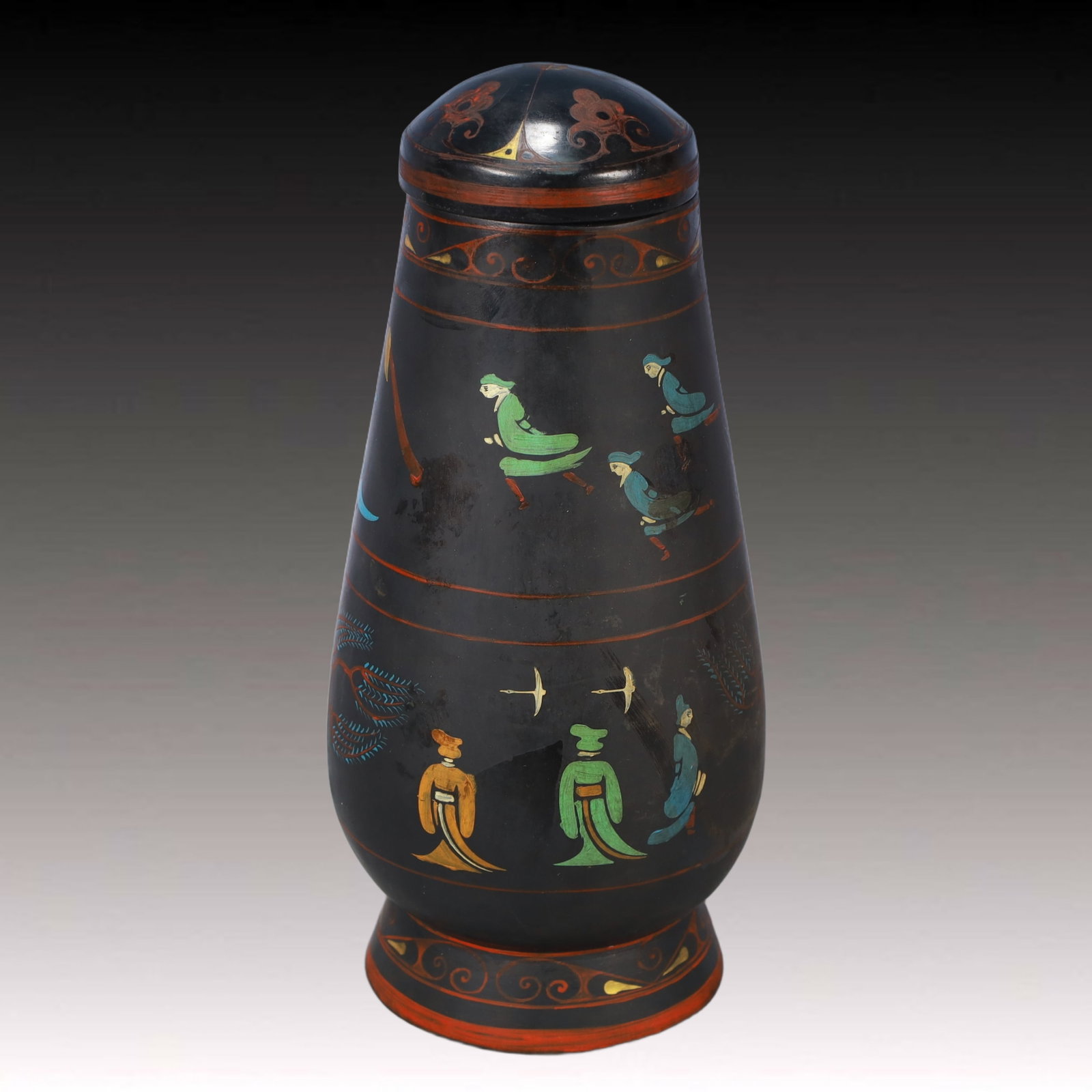 A Rare Lacquer Painted Color Figure Pattern Jar: A Rare Lacquer Painted Color Figure Pattern Jar,Han Dynasty, China,Size:6.3inx13.4in,Weight:650g 漆器彩绘人物纹罐,中国汉代