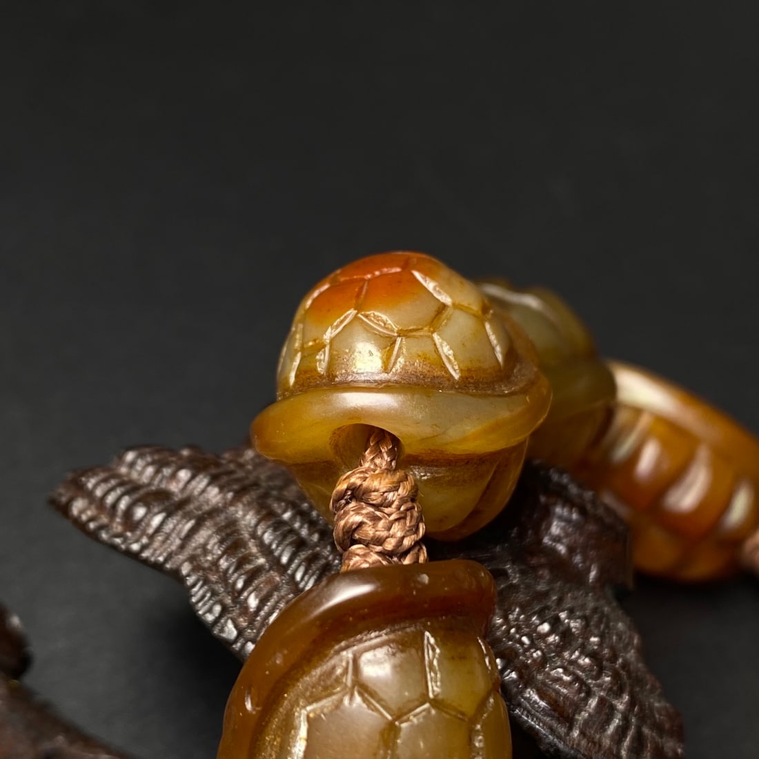 A Precious Agate Bracelets - 9