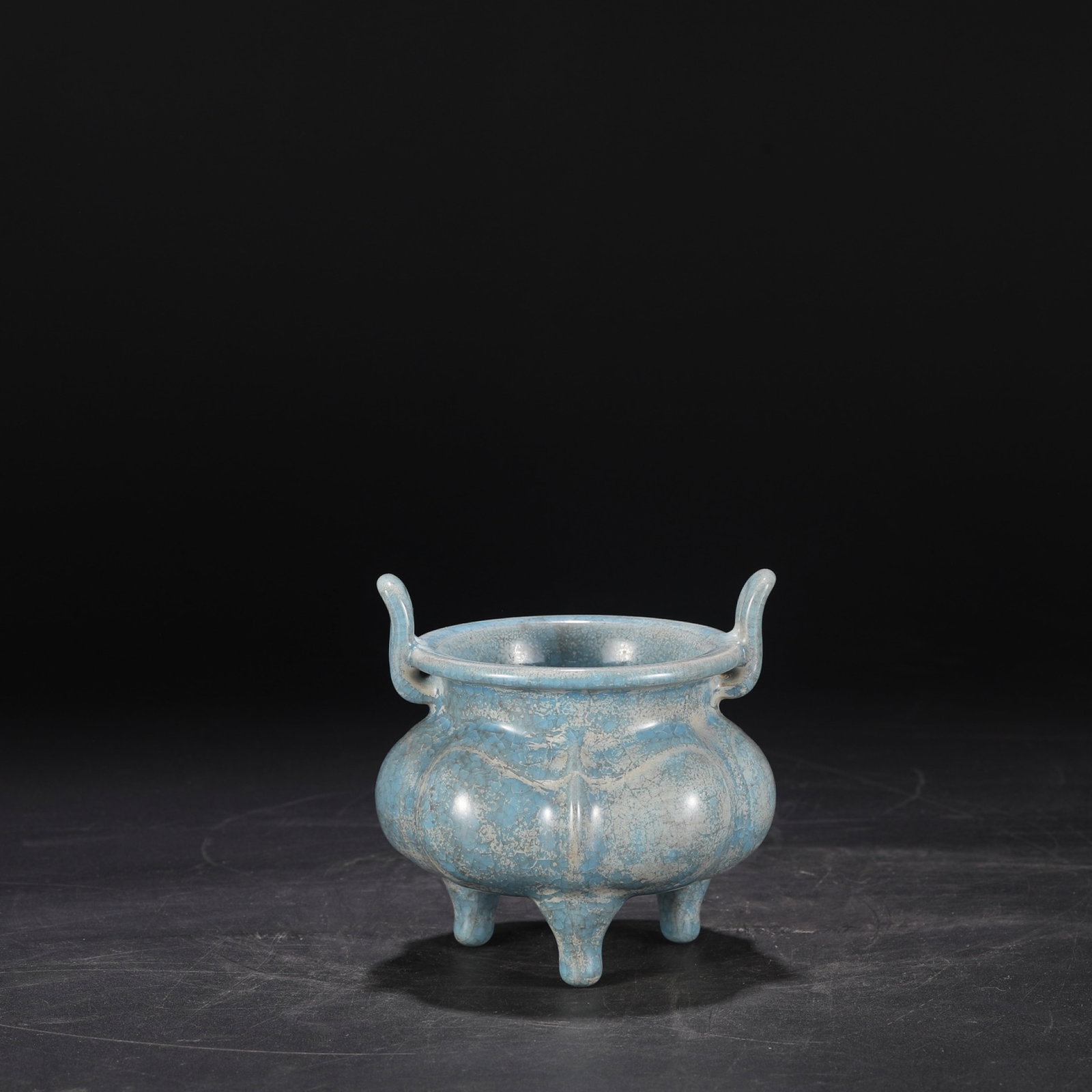 An Exquisite Ru yao Sky Blue Glazed Double-Ears and Tripod Censer: An Exquisite Ru yao Sky Blue Glazed Double-Ears and Tripod Censer,Song Dynasty,China,Size:5.5inx5.1in 汝窑天蓝釉双耳三足香炉,中&