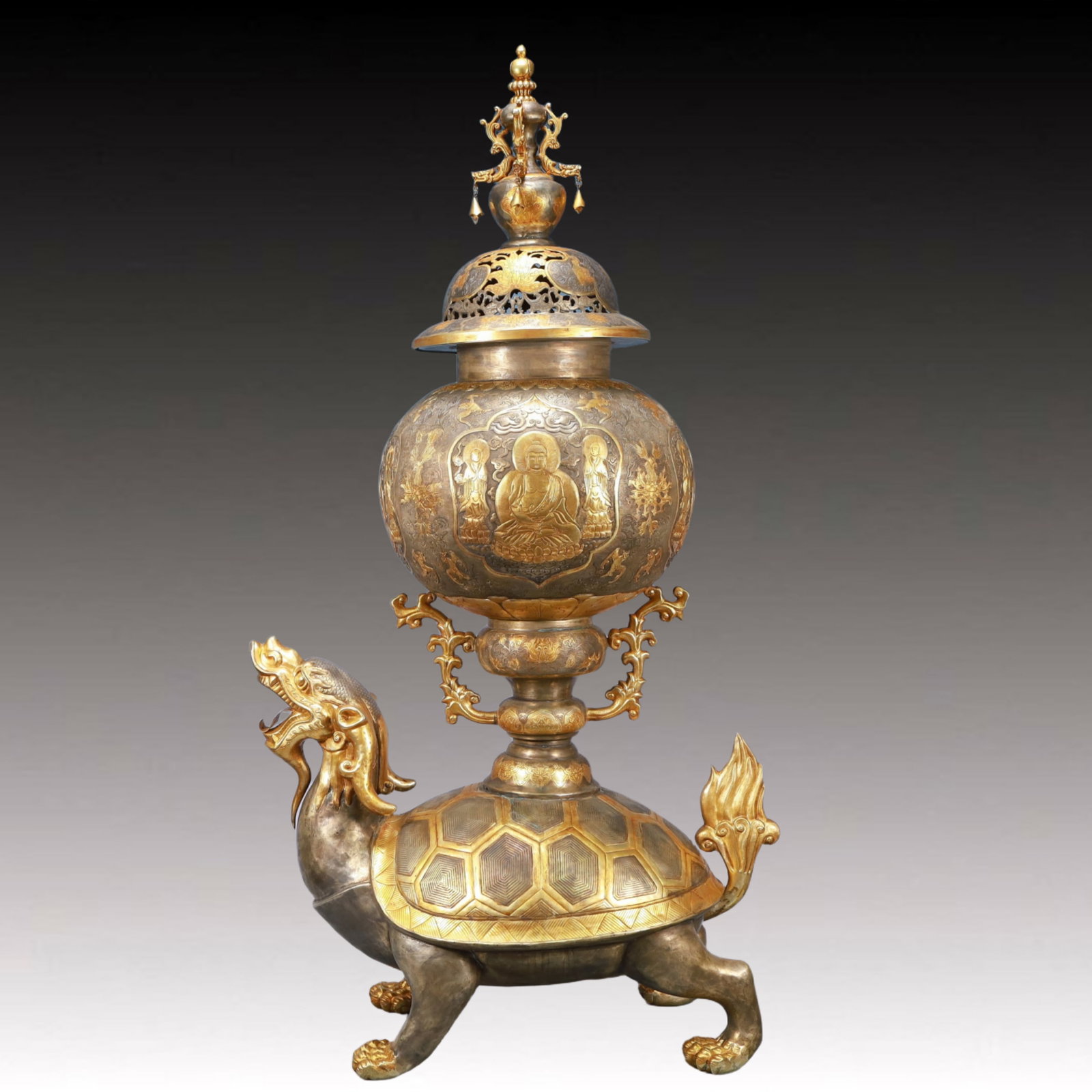 A Rare Gilt Silver Buddha Statue Pattern Dragon Turtle Censer: A Rare Gilt Silver Buddha Statue Pattern Dragon Turtle Censer,Tang Dynasty, China,Zhenguan Four-character Mark,Size:22.8inx11.4inx41.3in,Weight:10200g 铜鎏金佛像纹&