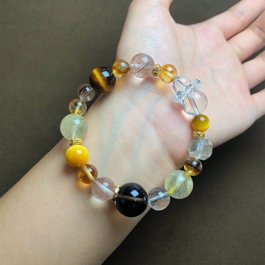An Exquisite Crystal Bracelets - 2