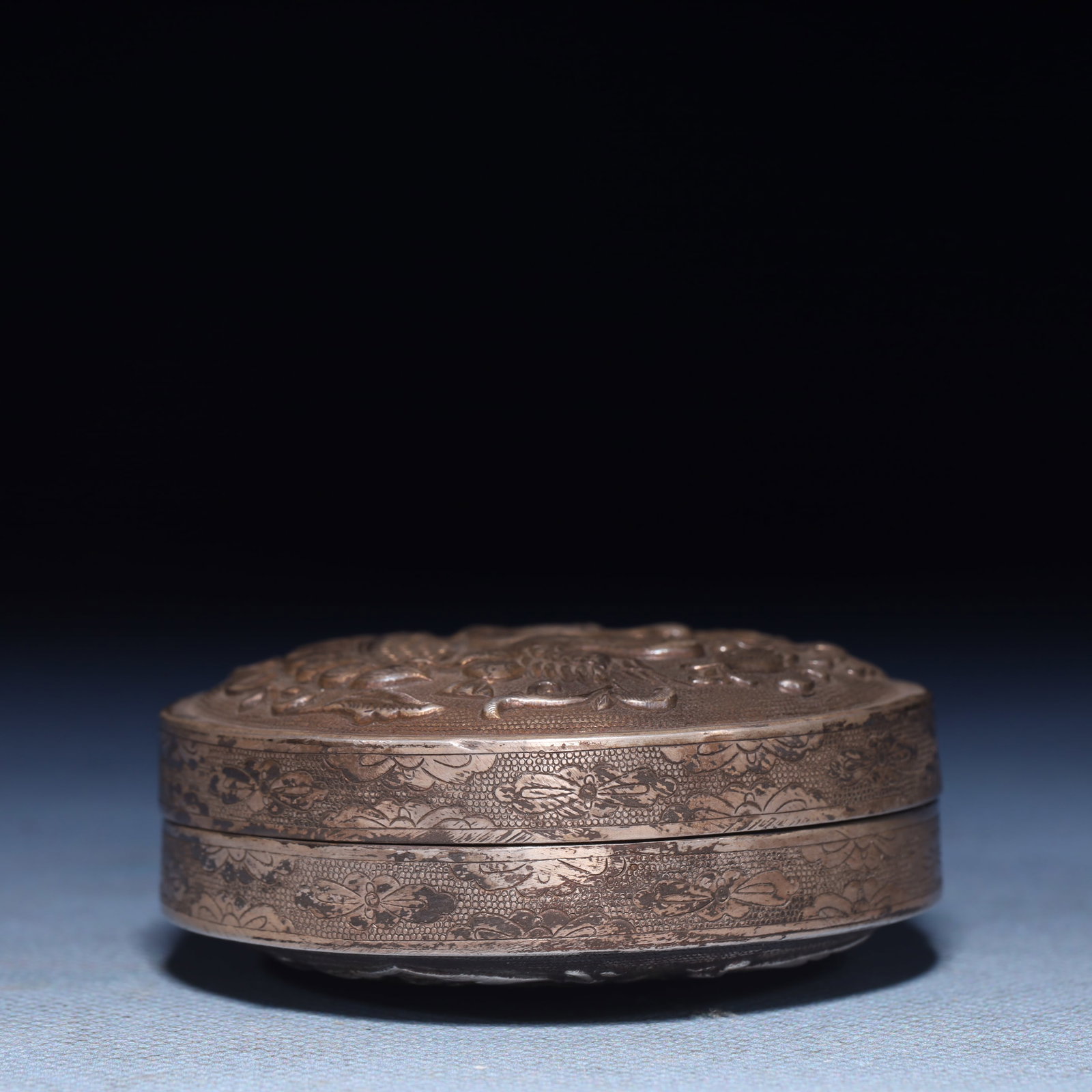 An Exquisite Silver Flower and Phoenix Pattern Box - 4