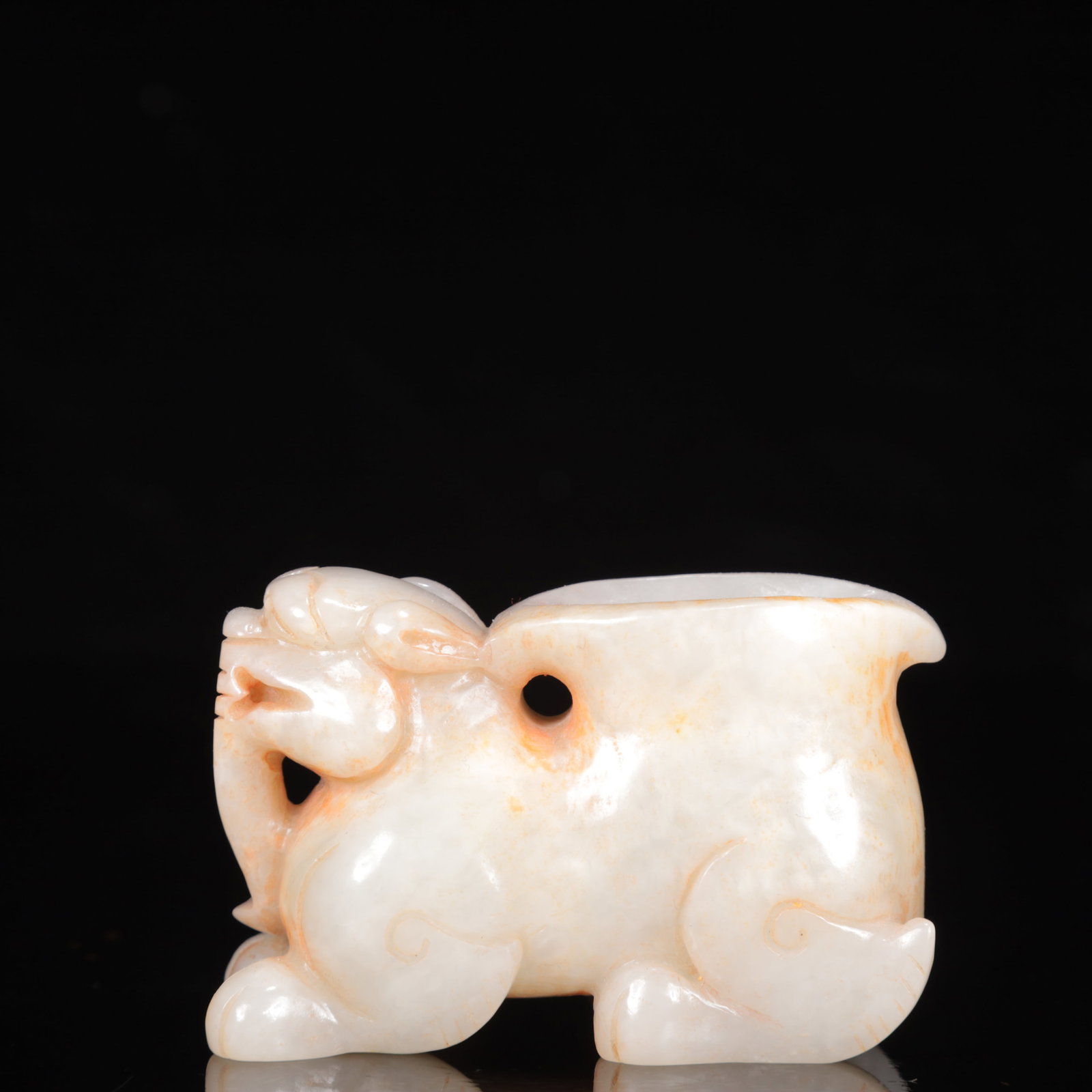 An Exquisite White Jade Lion Cup: An Exquisite White Jade Lion Cup,Qing Dynasty,China,Size:3.1inx1.6inx2.2in,Weight:297g 白玉狮子杯,中国清代