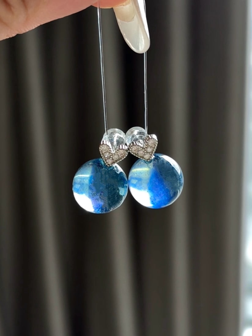 A Pair of Exquisite Aquamarine Earrings: A Pair of Exquisite Aquamarine Earrings,Size:0.5in,Weight:6g 一对海蓝宝耳环