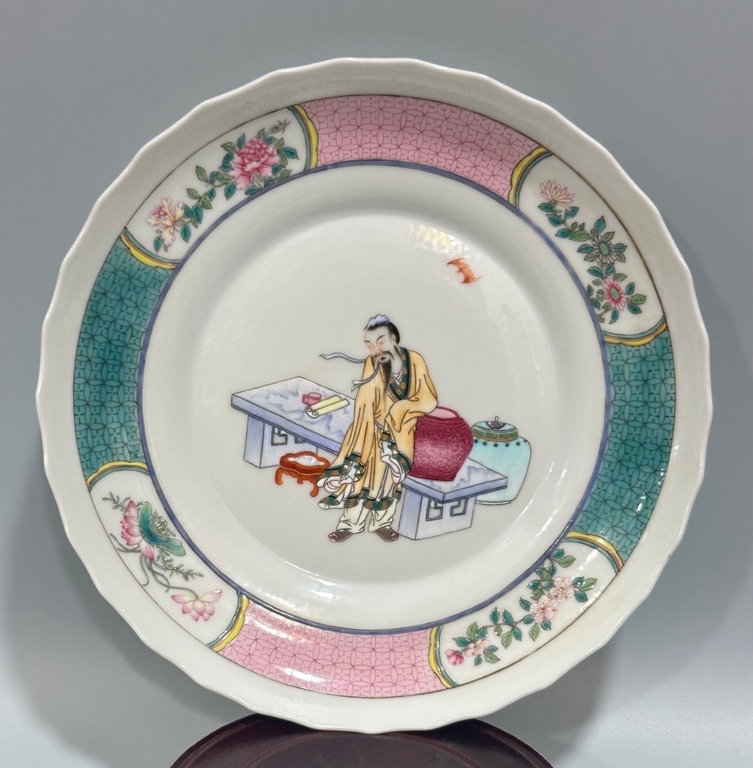 An Exquisite Wucai Character and Story Pattern Plate: An Exquisite Wucai Character and Story Pattern Plate,Qing Dynasty,China,With Mark,Size:1.2inx7.3in 五彩人物故事纹盘子,中国清