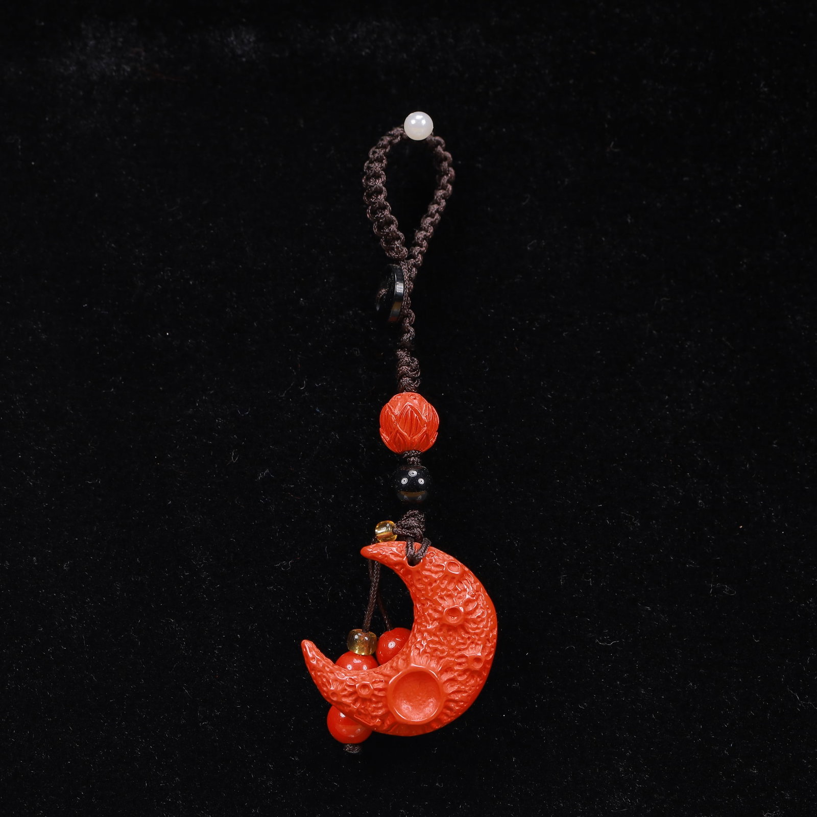 An Exquisite Cinnabar Pendant: An Exquisite Cinnabar Pendant, Size:1inx1.2in, Weight:10g 朱砂挂件