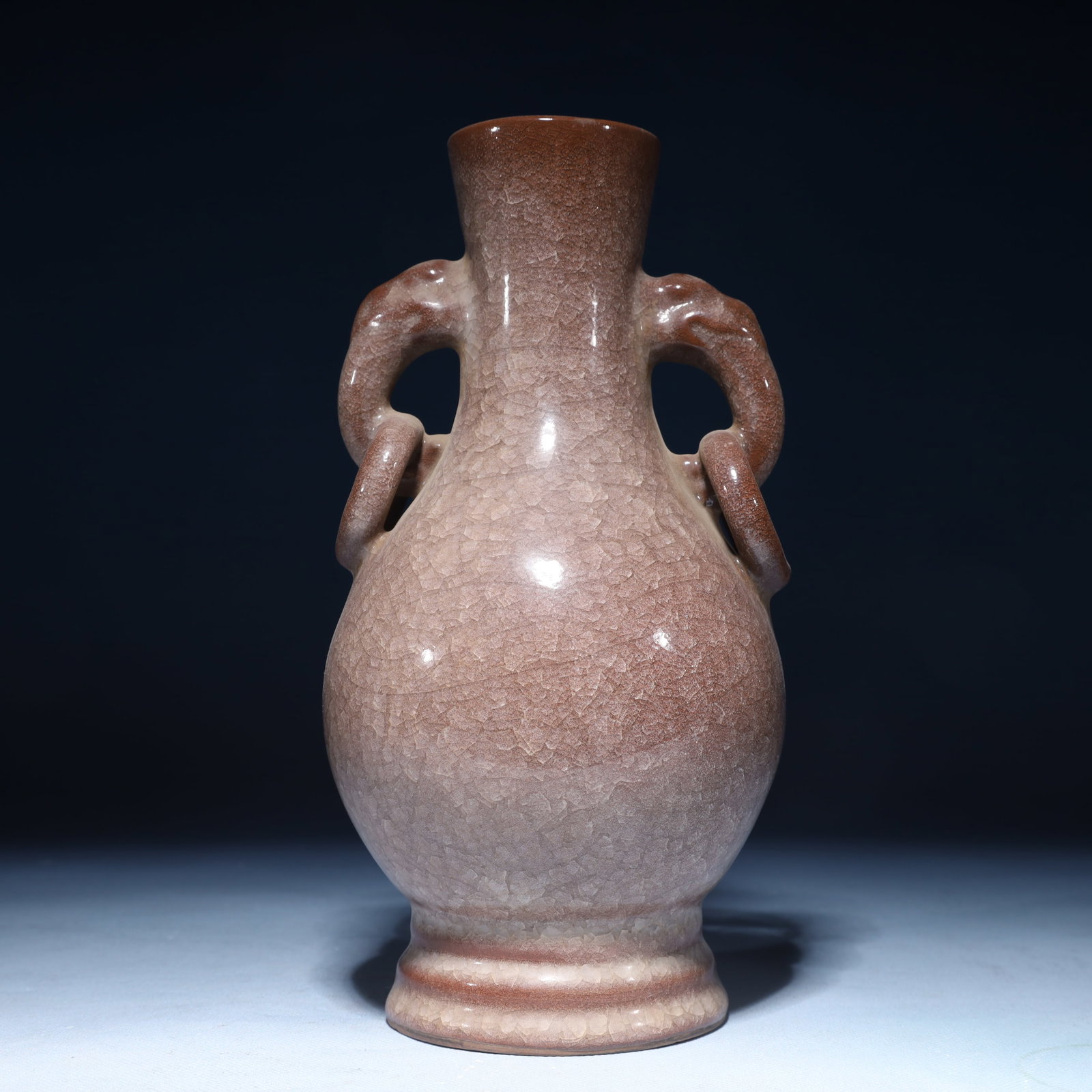 An Exquisite Guan yao Double-Ears Vase: An Exquisite Guan yao Double-Ears Vase Guan yao Double-Ears Vase,Song Dynasty,China,Size:4.7inx9.4in,Weight:1150g 官窑双耳瓶,中国宋代