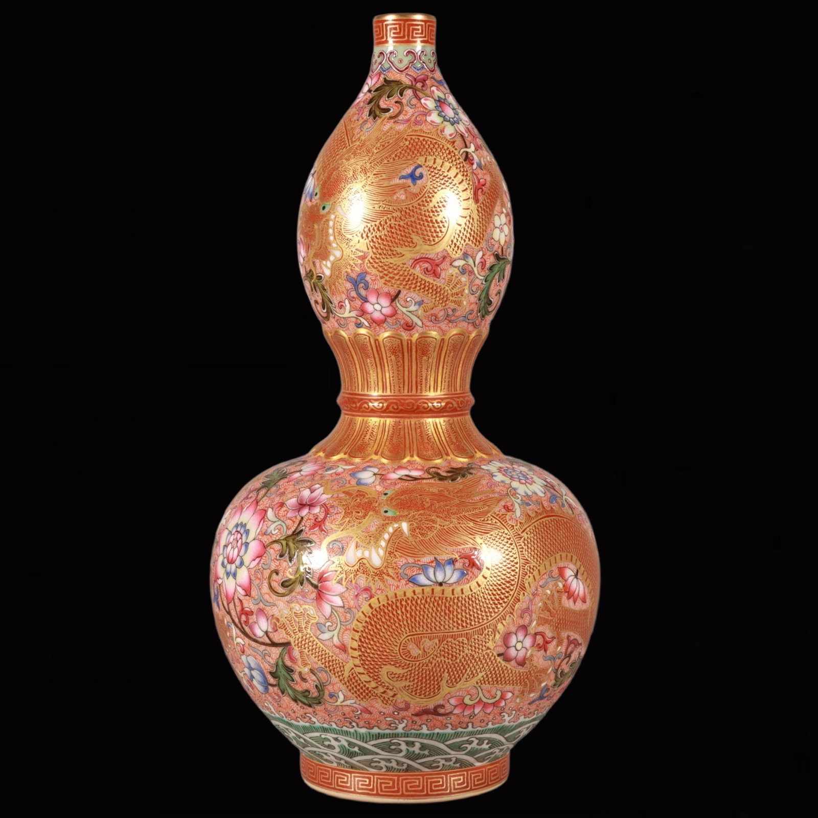 An Exquisite Famille-Rose Lotus and Dragon Pattern Gourd-Shaped Vase: An Exquisite Famille-Rose Lotus and Dragon Pattern Gourd-Shaped Vase,Qing Dynasty,China,Qianlong Six-character Mark,Size:7.9inx4.1in
