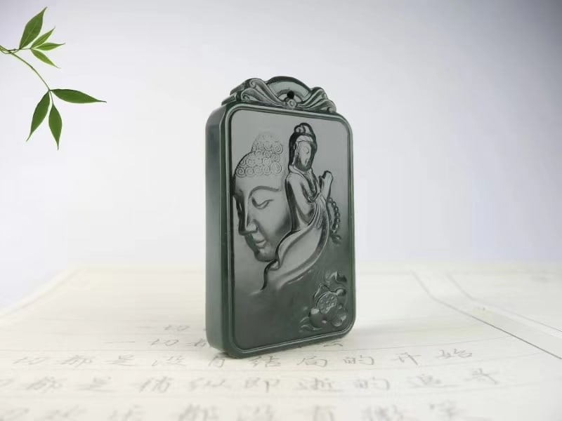 An Exquisite Cyan jade Buddha Statue Pendant: An Exquisite Cyan jade Buddha Statue Pendant 青玉佛像挂件