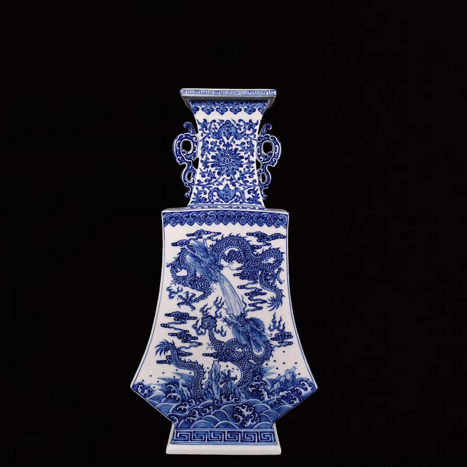 An Exquisite Blue and White Lotus and Dragon Pattern Double-Ears Vase: An Exquisite Blue and White Lotus and Dragon Pattern Double-Ears Vase ,Qing Dynasty, China, Yongzheng Six-character Mark,Size:17.5inx9.1in 青花缠枝莲龙纹Ö
